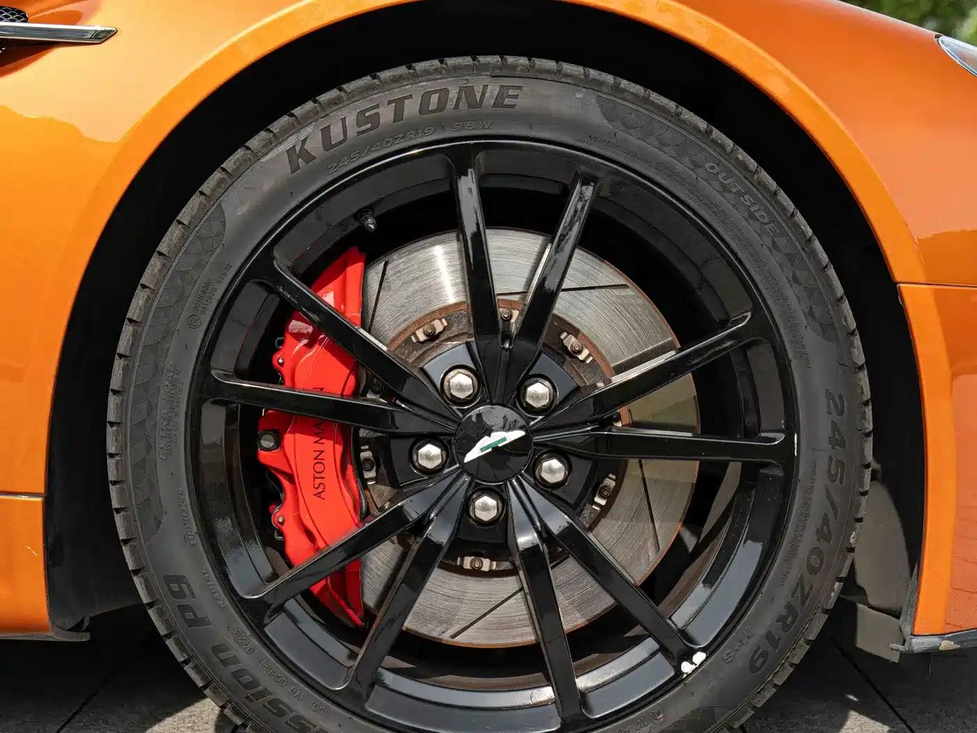 2012 V8 Vantage 4.7L S Roadster — миниатюра 7