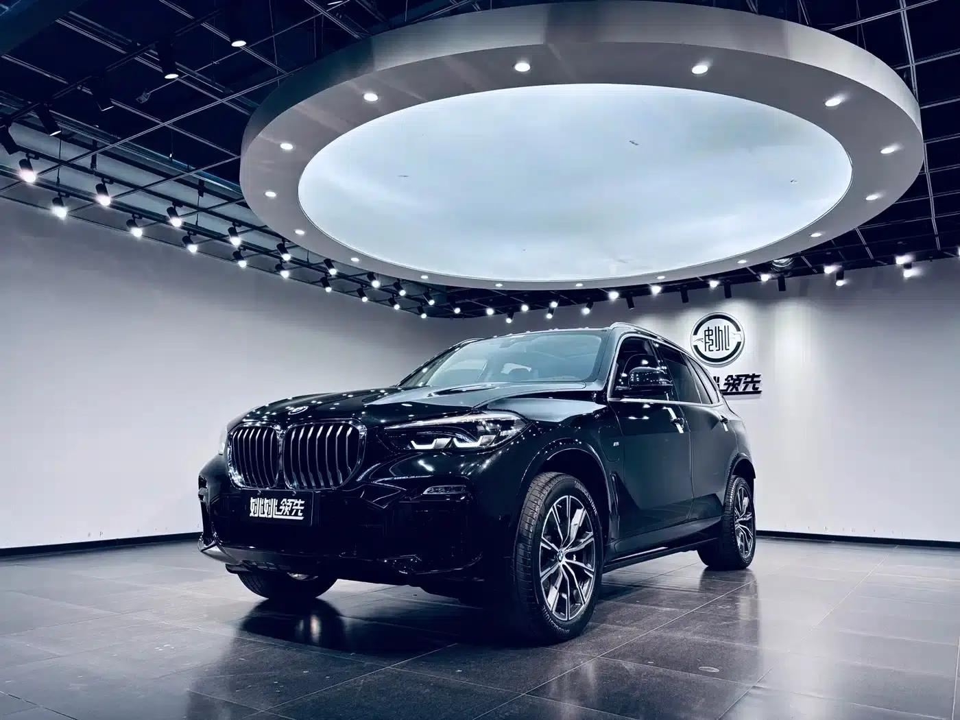 BMW X5 PHEV (Imported) 2020 xDrive45e M Sport Package — миниатюра 1