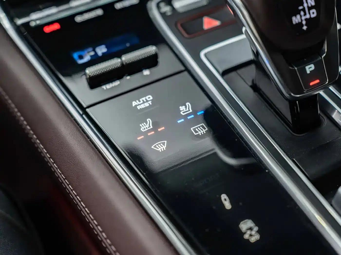 Panamera 4 E-Hybrid 2018 Model 2.9T — миниатюра 15
