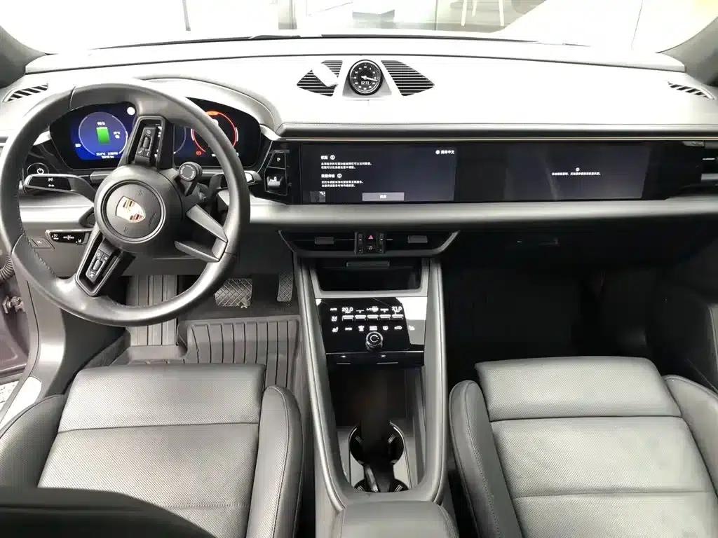 Macan 4 New Energy — миниатюра 9