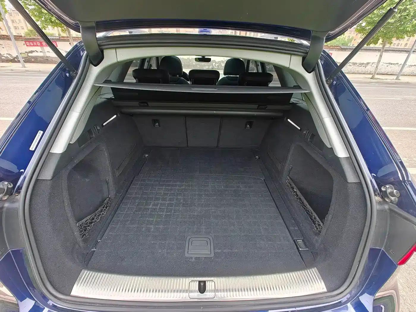 2019 Audi A4 Imported Model 45 TFSI allroad quattro Sport — миниатюра 17