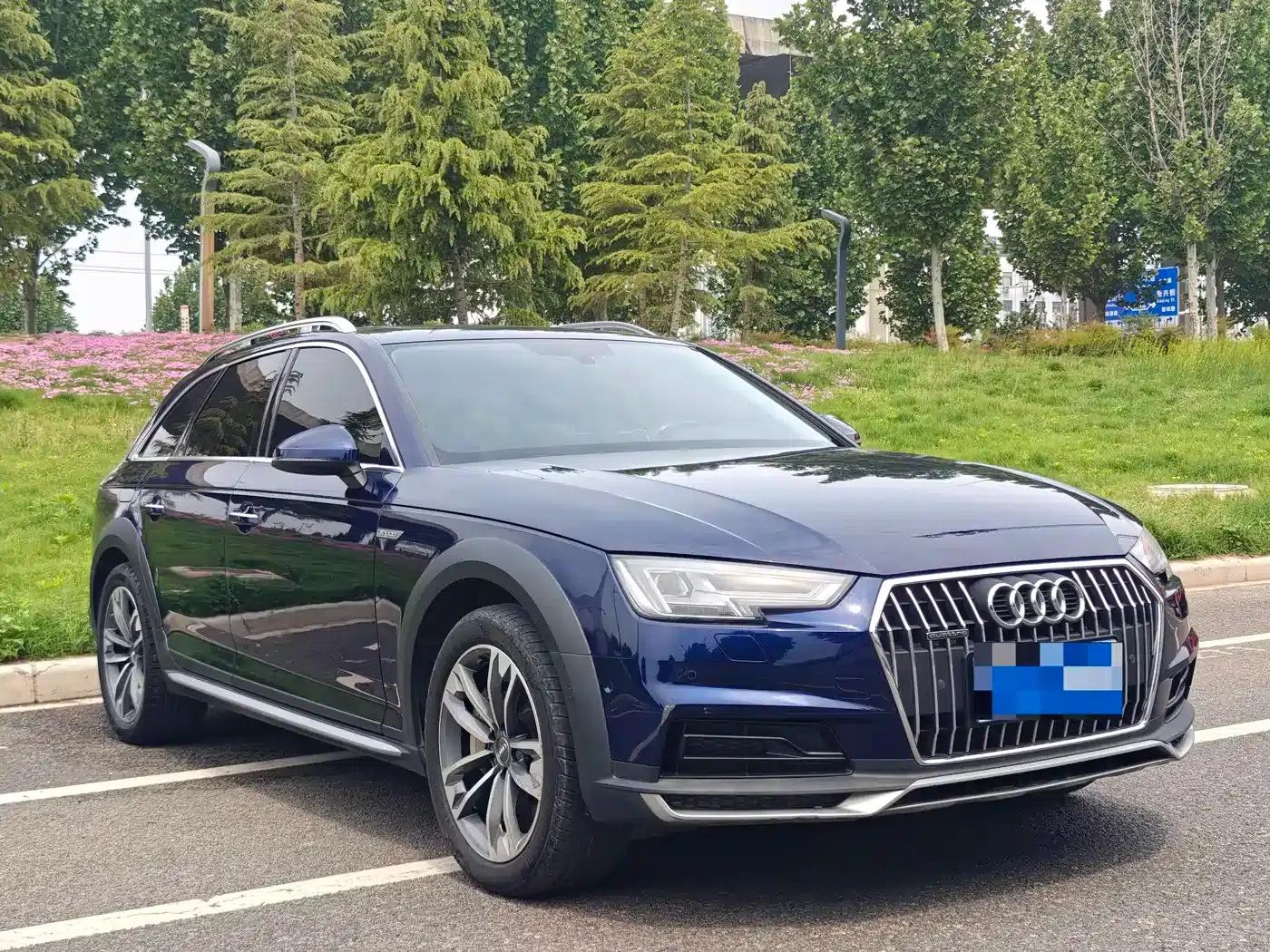 2019 Audi A4 Imported Model 45 TFSI allroad quattro Sport — миниатюра 3