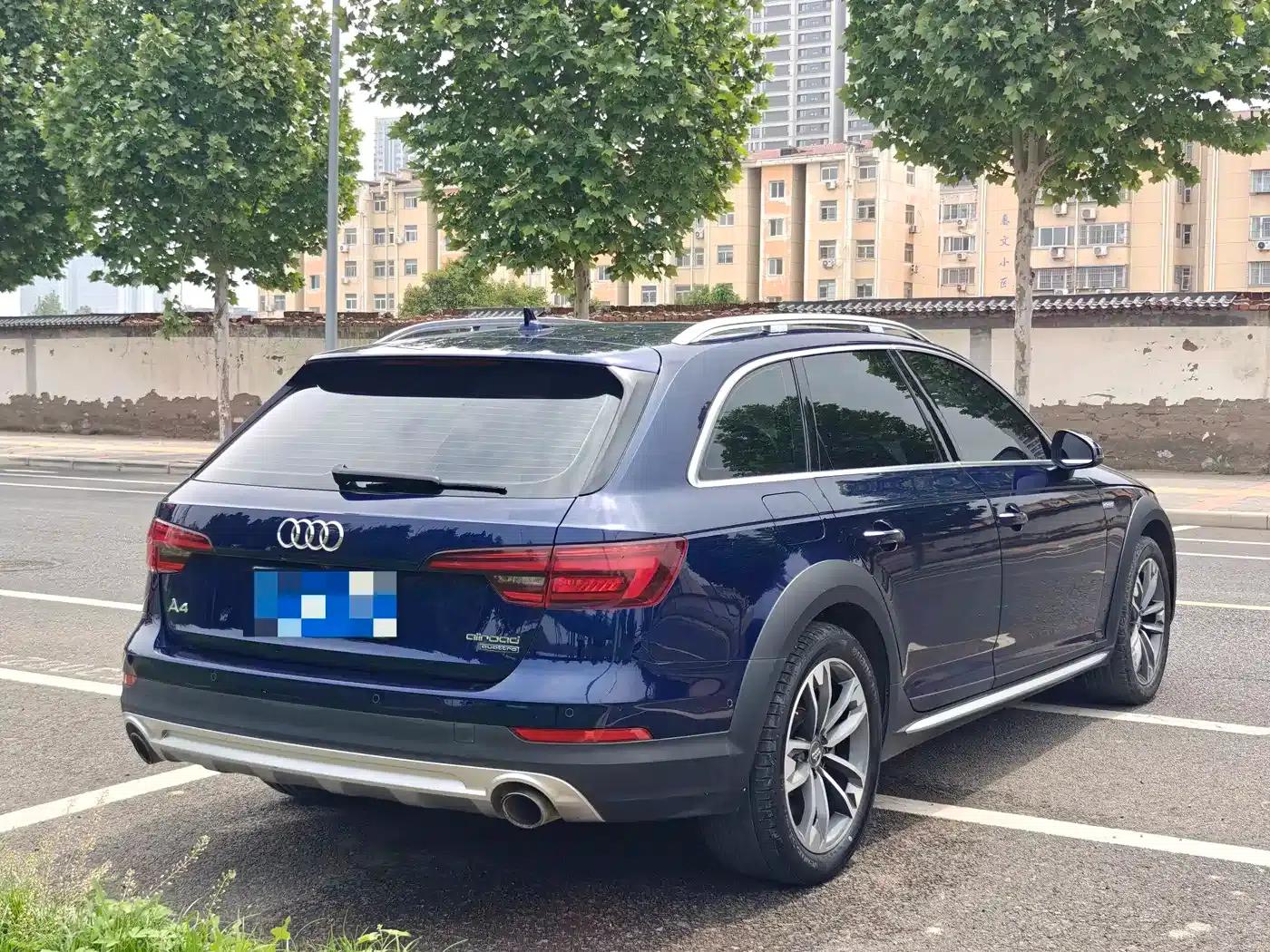 2019 Audi A4 Imported Model 45 TFSI allroad quattro Sport — миниатюра 5