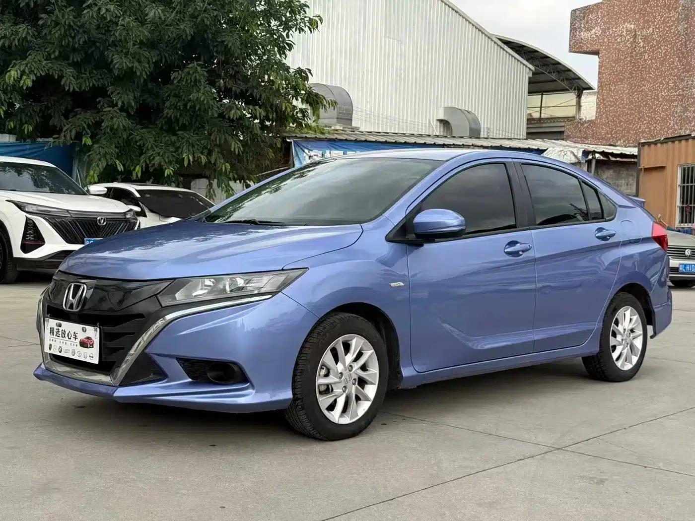 2017 Honda Crider 1.5L CVT Classic Edition — миниатюра 1