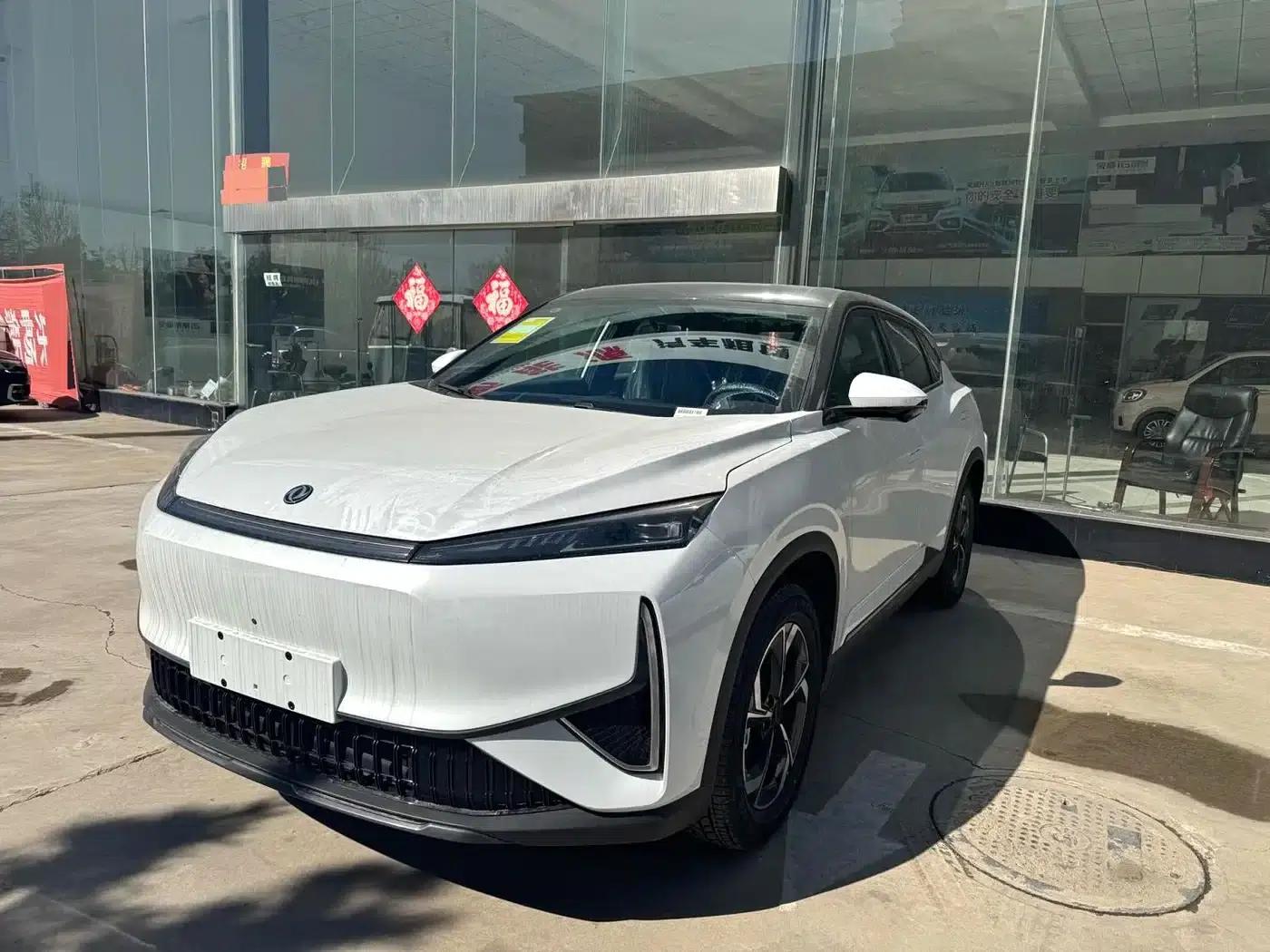 Dongfeng Fengshen L7 2025 Model 518 Enjoy Edition — миниатюра 1