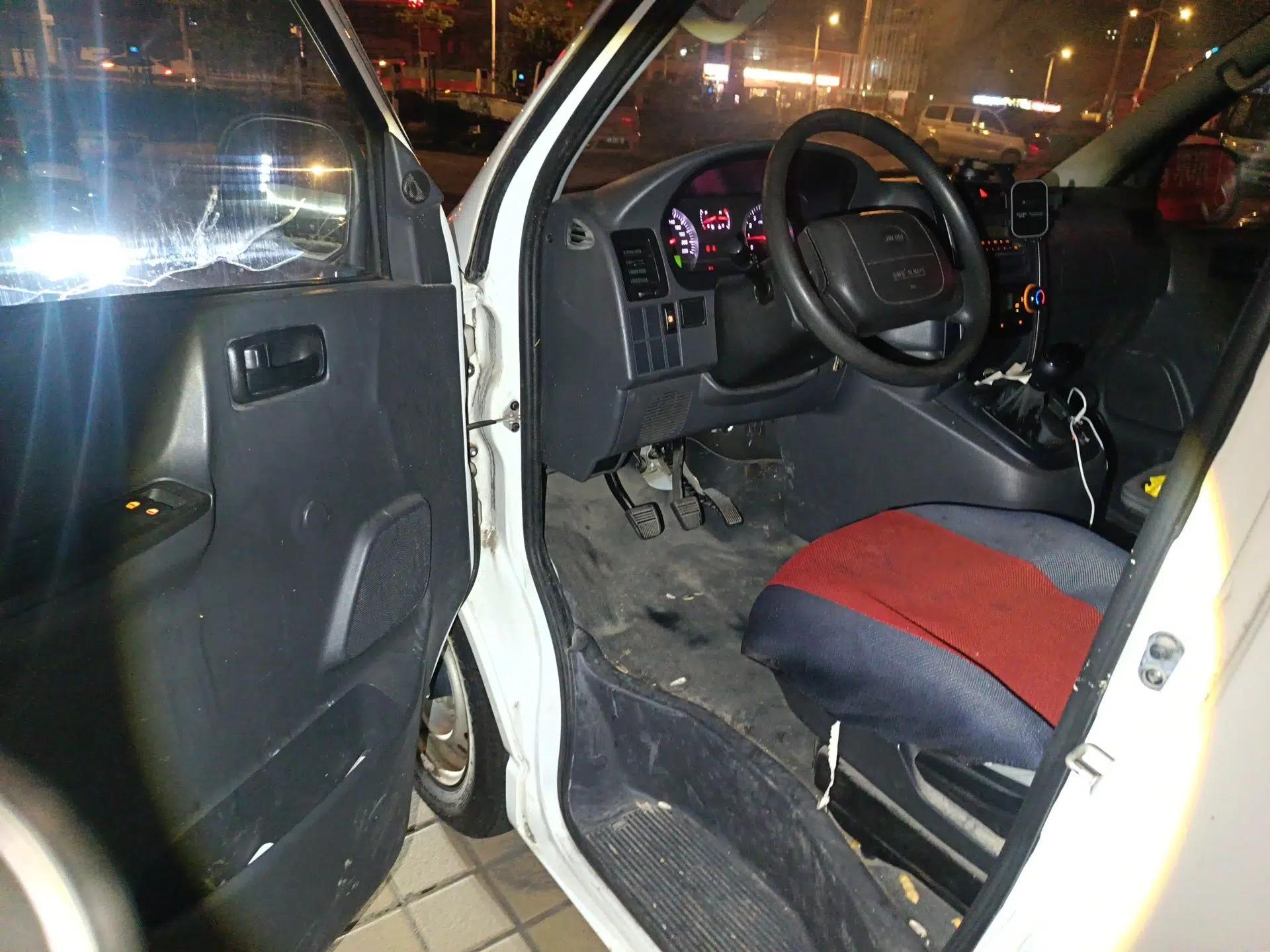 Jinbei Grace 2016 2.0L Express Utility Model — миниатюра 17