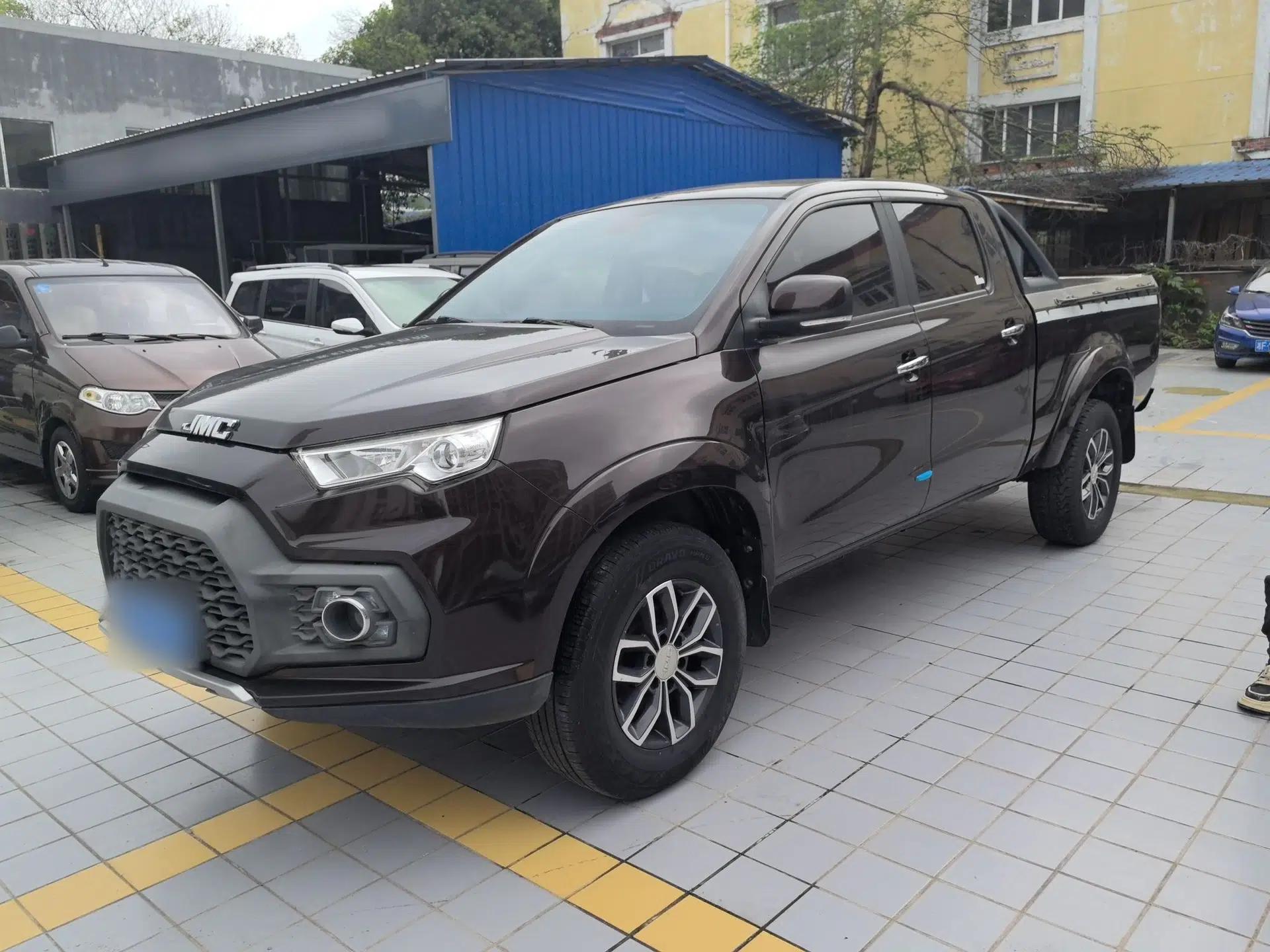 JMC Yuhu 7 2020 2.0T Diesel Automatic 2WD Comfort Plus Long Wheelbase China VI Emission Standard JX4D20A6L — миниатюра 1