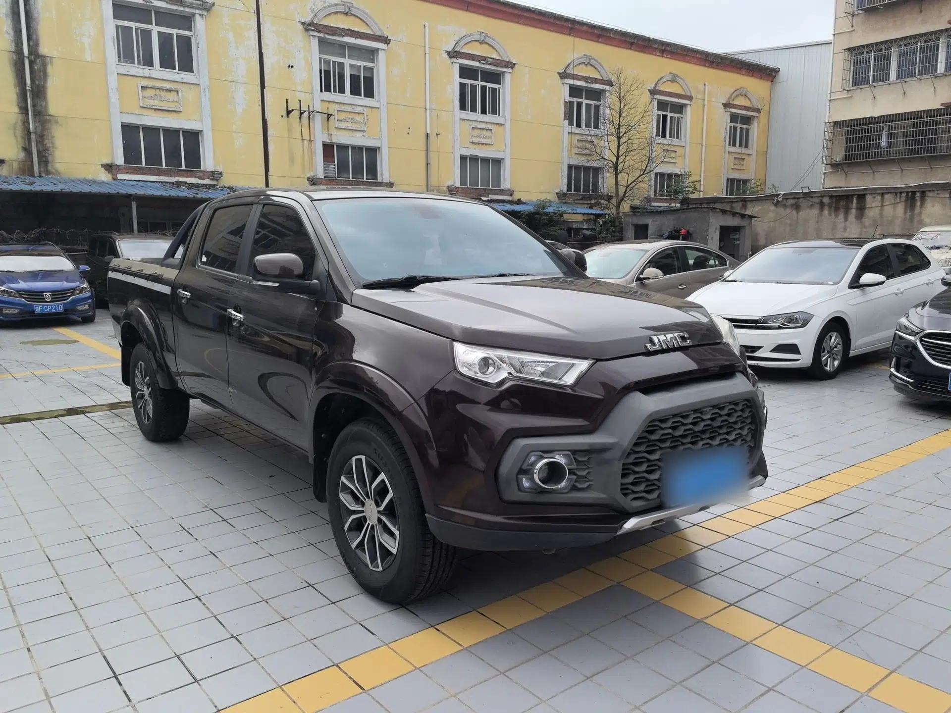 JMC Yuhu 7 2020 2.0T Diesel Automatic 2WD Comfort Plus Long Wheelbase China VI Emission Standard JX4D20A6L — миниатюра 3