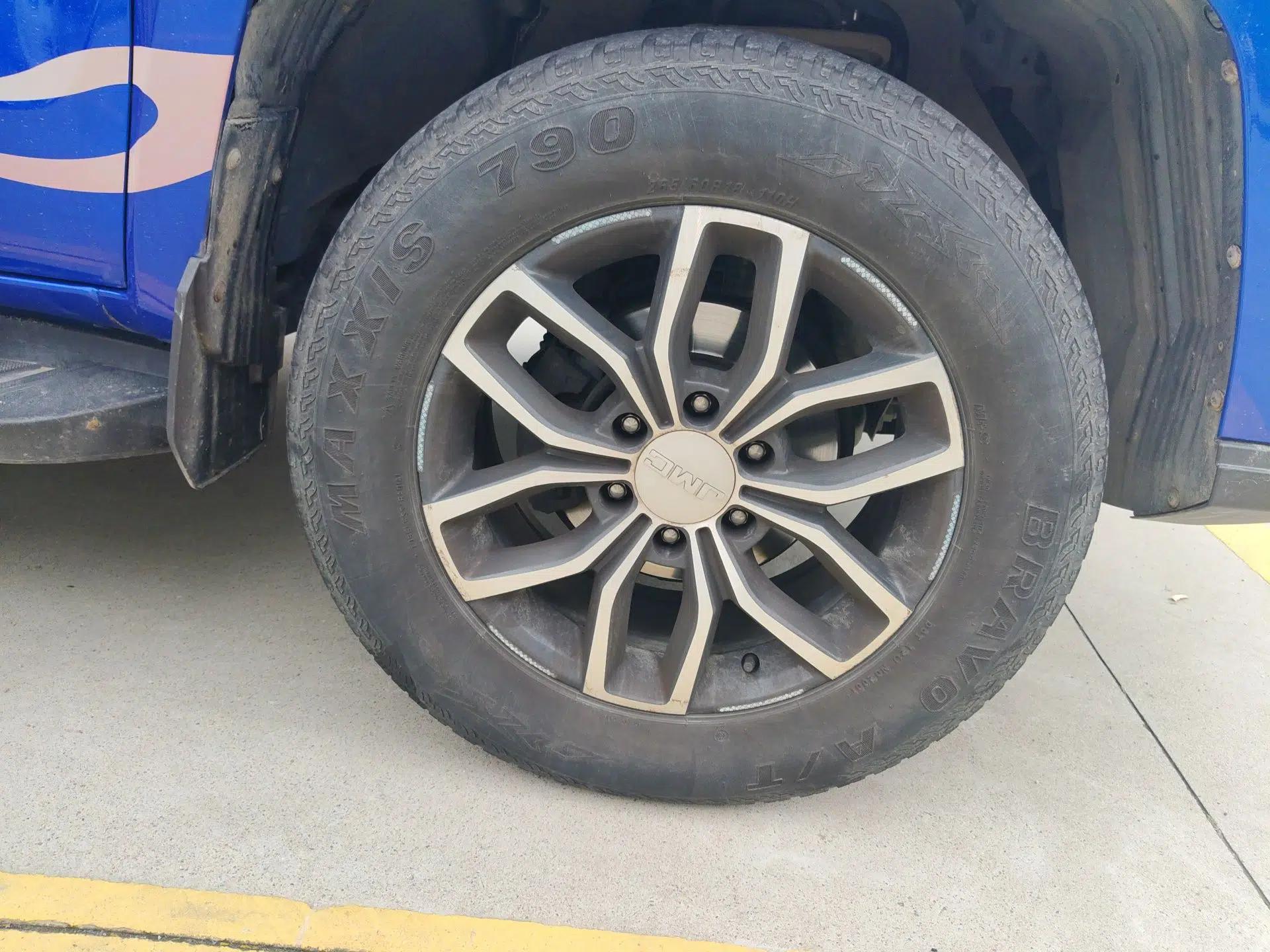 JMC Yuhu 9 2019 2.0T Automatic Gasoline Two-Wheel Drive Comfort Edition — миниатюра 8