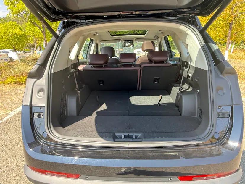 JETOUR X90 PRO 2024 1.6T DCT Ultimate 7-Seater — миниатюра 17