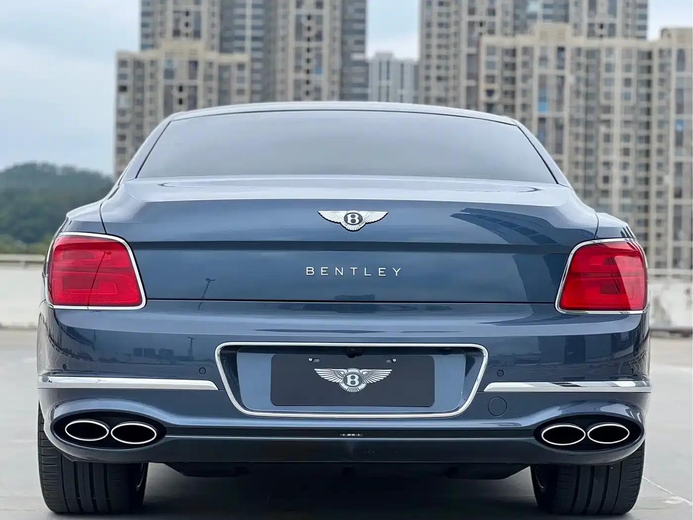2022 Flying Spur Plug-in Hybrid 2.9T V6 — миниатюра 12