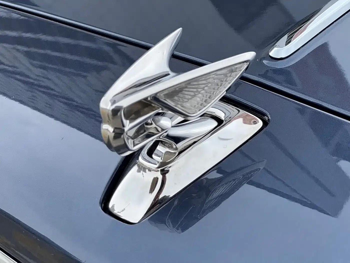 2022 Flying Spur Plug-in Hybrid 2.9T V6 — миниатюра 17