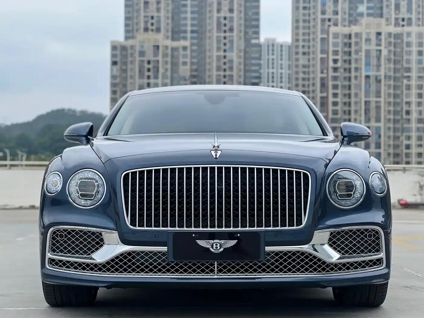 2022 Flying Spur Plug-in Hybrid 2.9T V6 — миниатюра 3