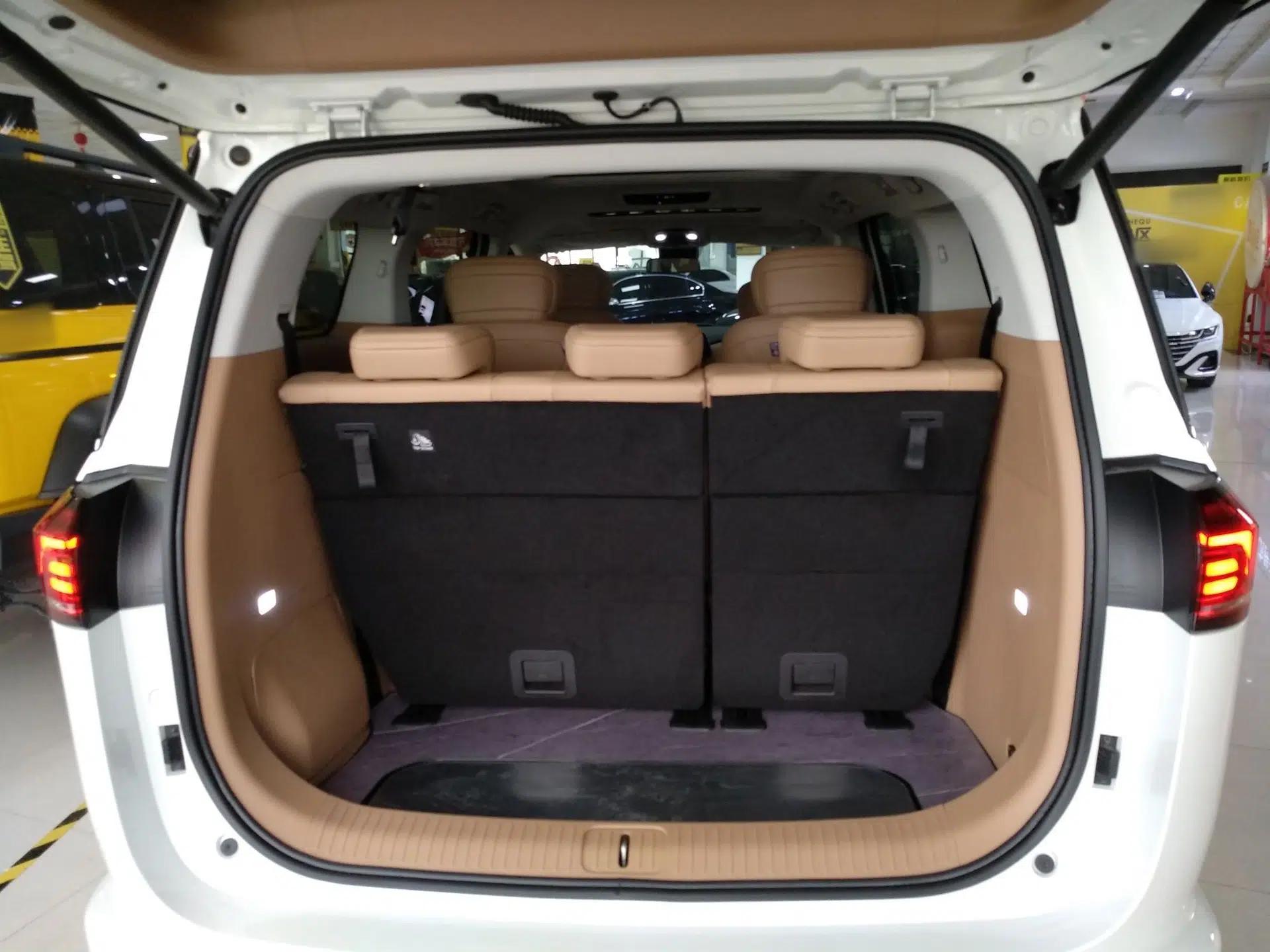 JAC Refine RF8 PHEV 2024 Zhiling Edition 1.5T 150KM Prestige Model – Lithium Iron Phosphate — миниатюра 22