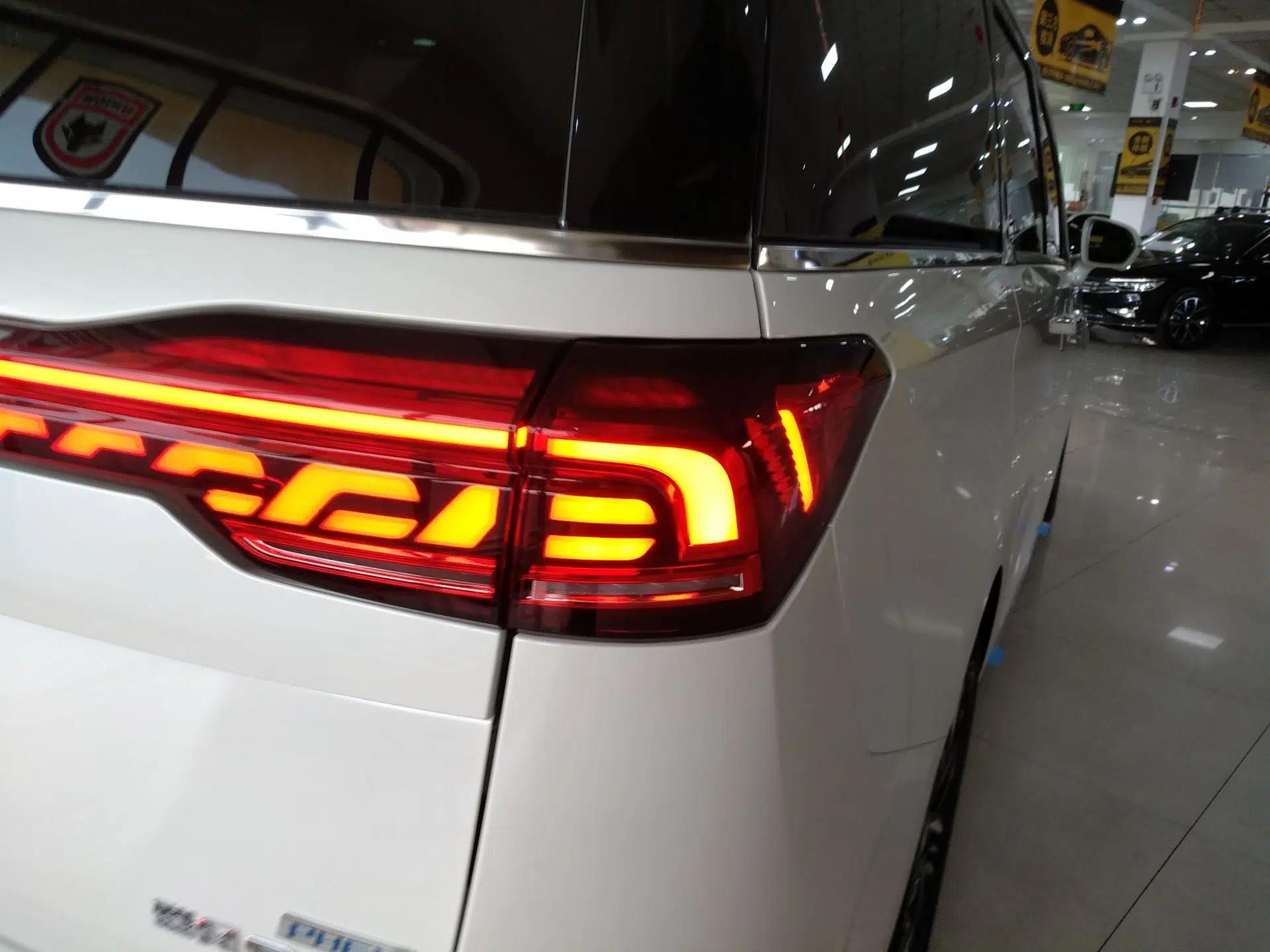 JAC Refine RF8 PHEV 2024 Zhiling Edition 1.5T 150KM Prestige Model – Lithium Iron Phosphate — миниатюра 7