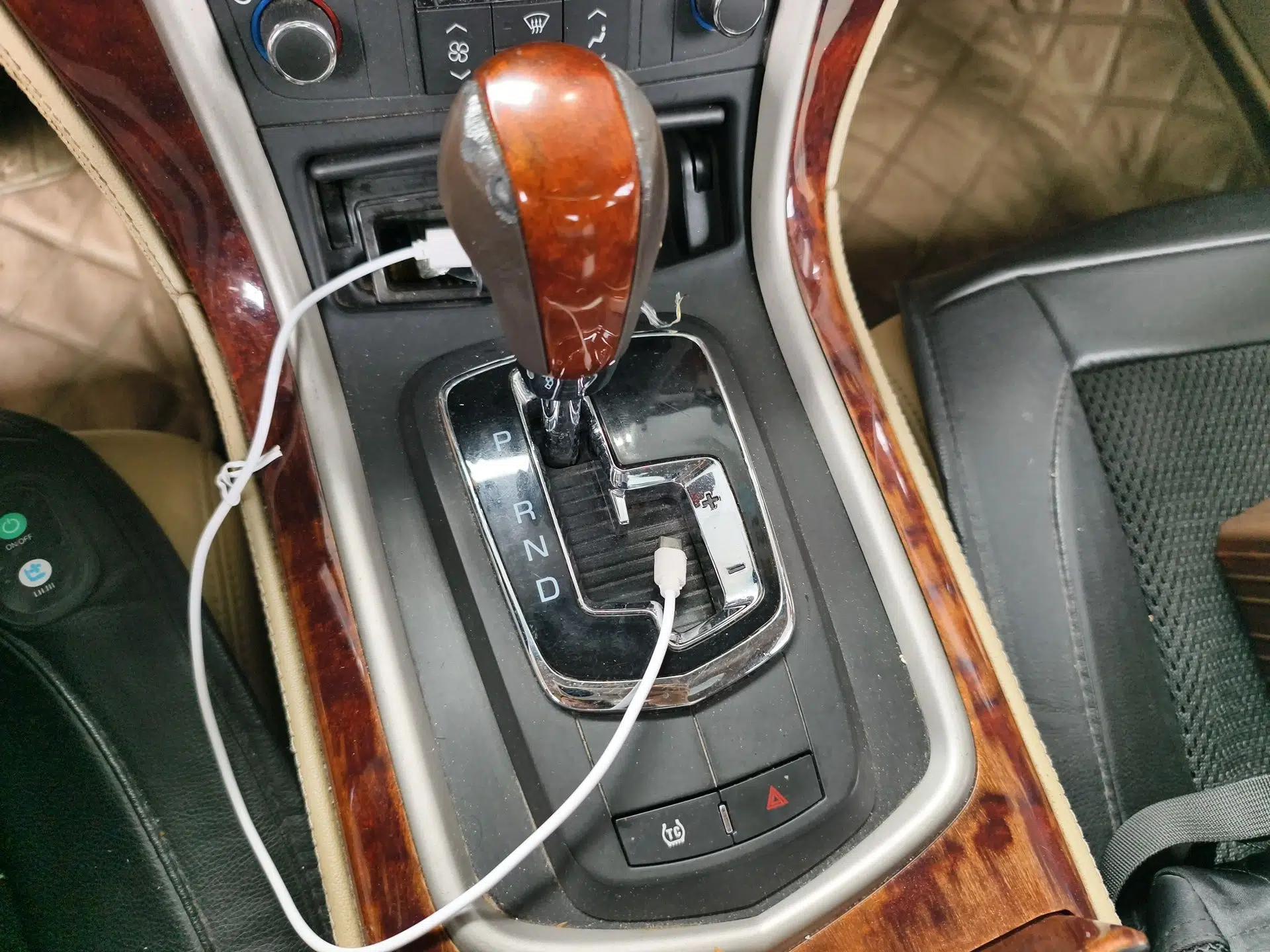 Cadillac SLS Seville 2011 2.0T Luxury Edition — миниатюра 15