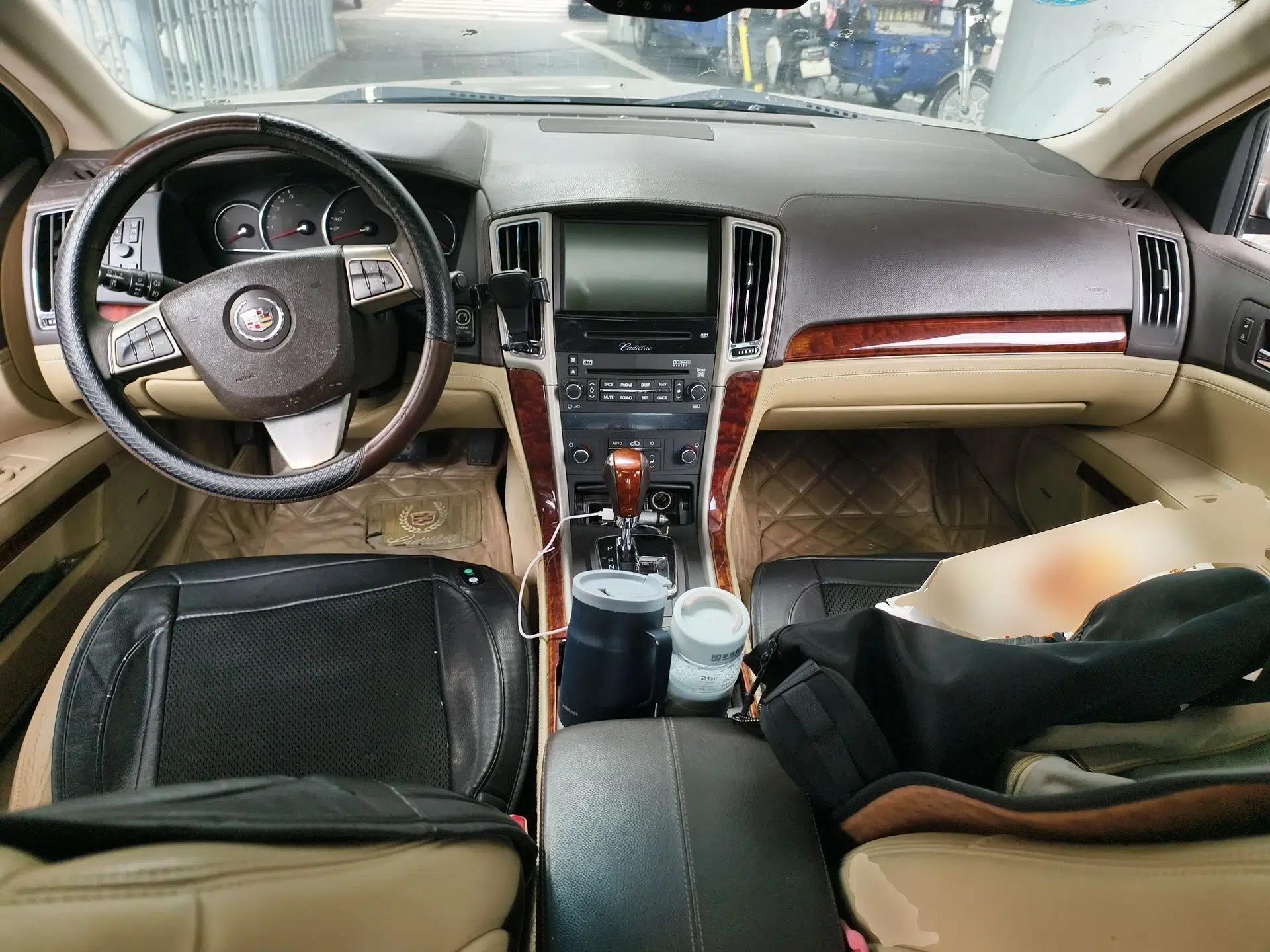 Cadillac SLS Seville 2011 2.0T Luxury Edition — миниатюра 10