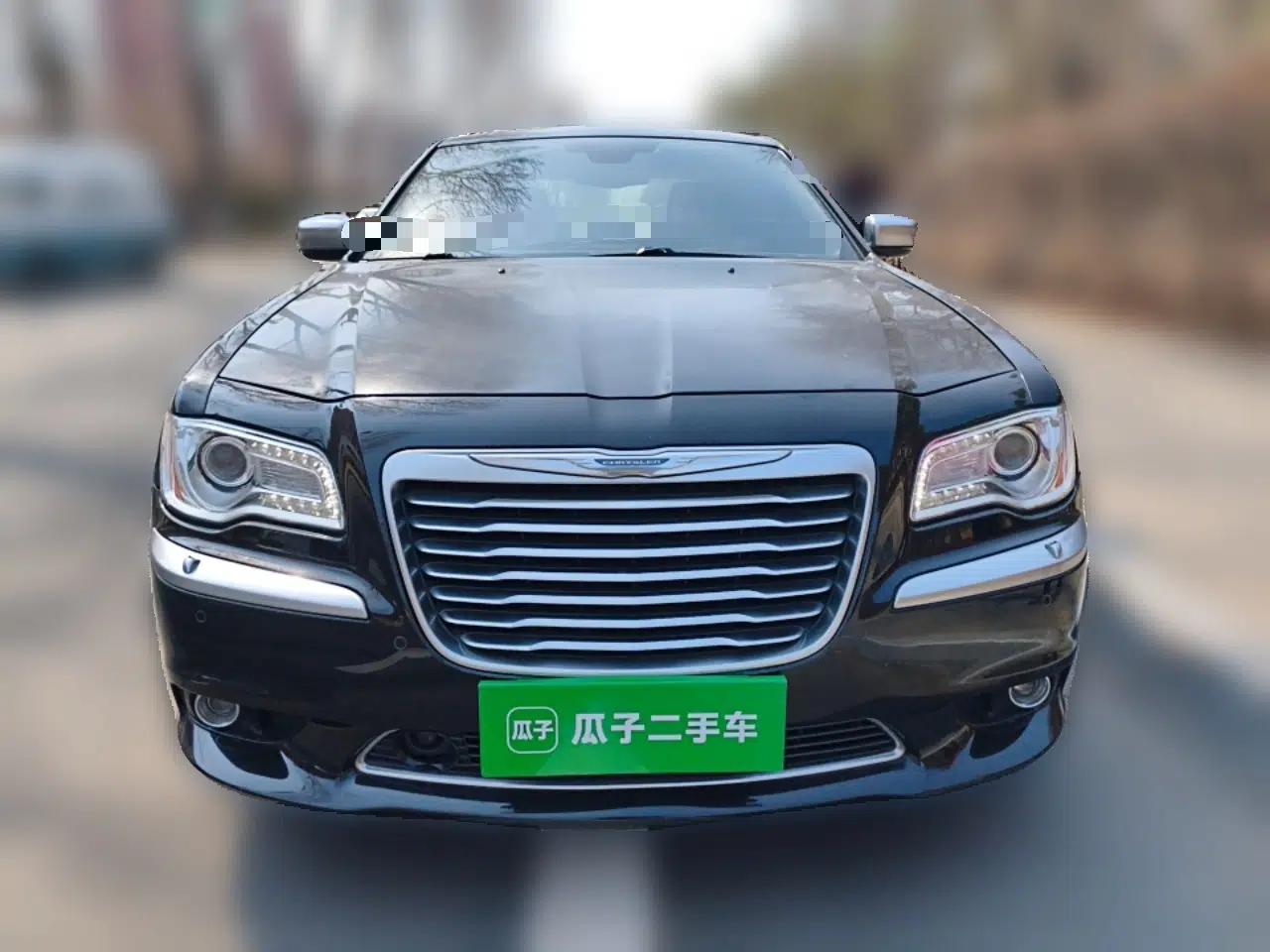 Chrysler 300C 2013 3.6L Premium Edition — миниатюра 2