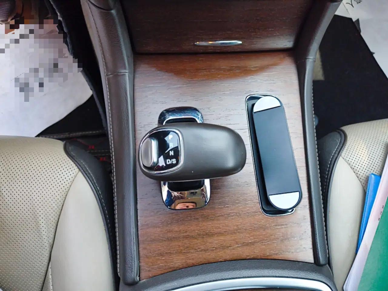 Chrysler 300C 2013 3.6L Premium Edition — миниатюра 15