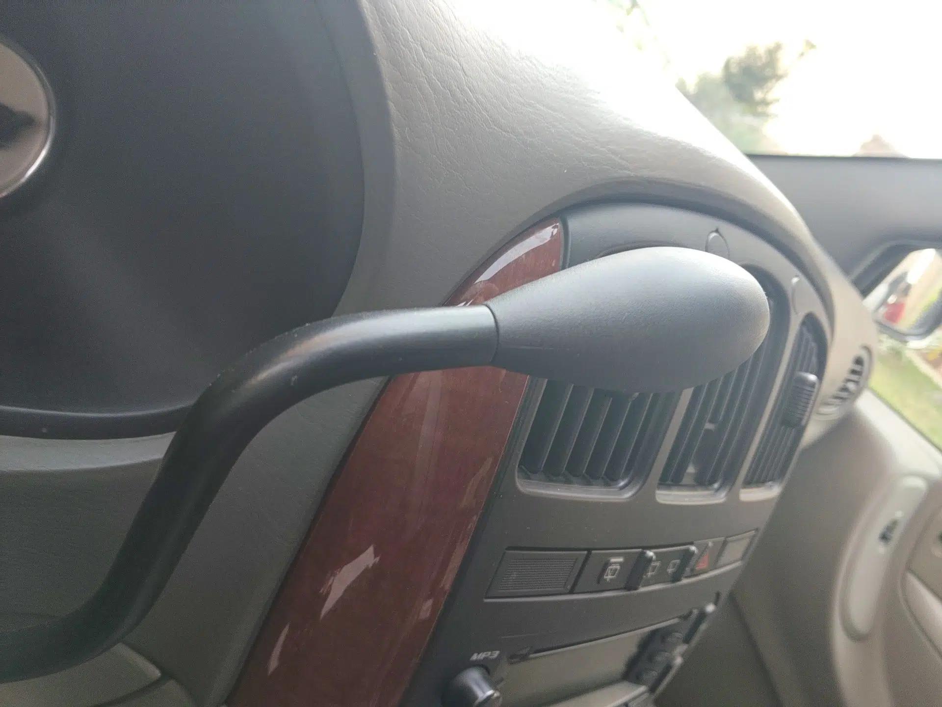 Chrysler Grand Voyager 2012 3.0L Ultimate Edition — миниатюра 15