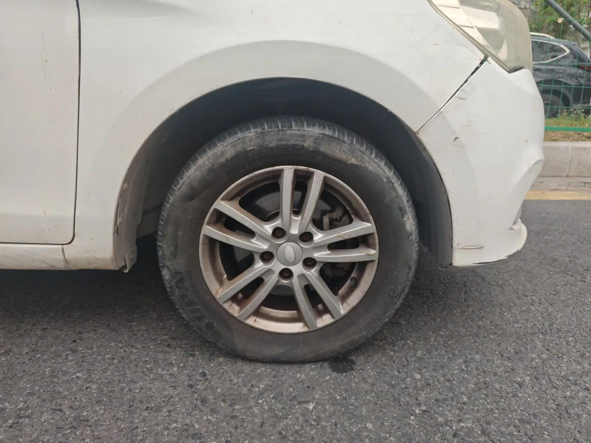 Karry K50 2015 1.5L Manual Luxury Model — миниатюра 8
