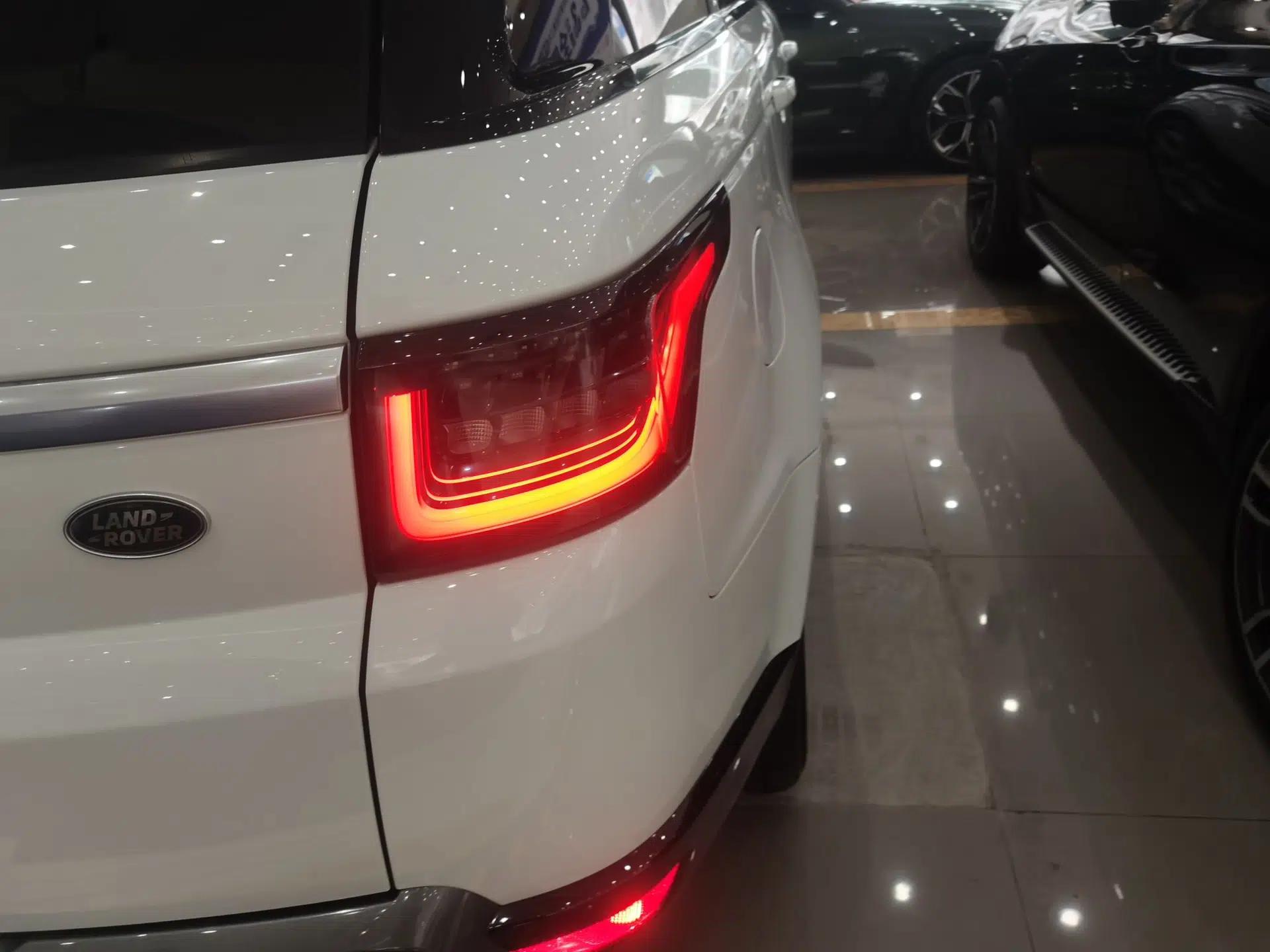 Land Rover Range SportNew Energy 2018 P400e — миниатюра 7