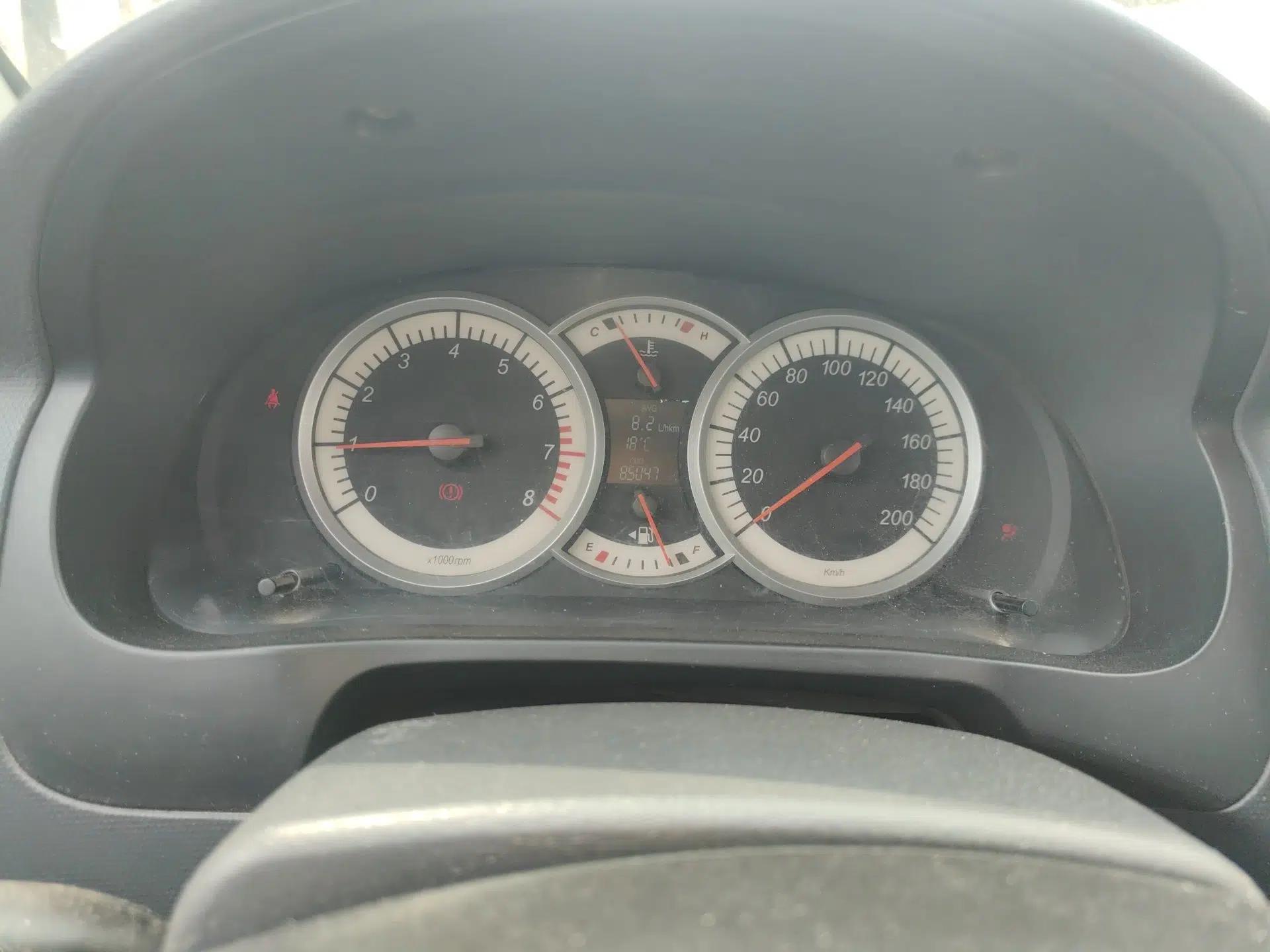 Suzuki Liana A6 2015 Sedan 1.4L Manual Enjoyment Model — миниатюра 12