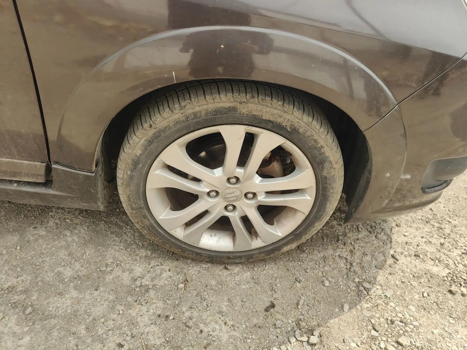 Suzuki Liana A6 2015 Sedan 1.4L Manual Enjoyment Model — миниатюра 8