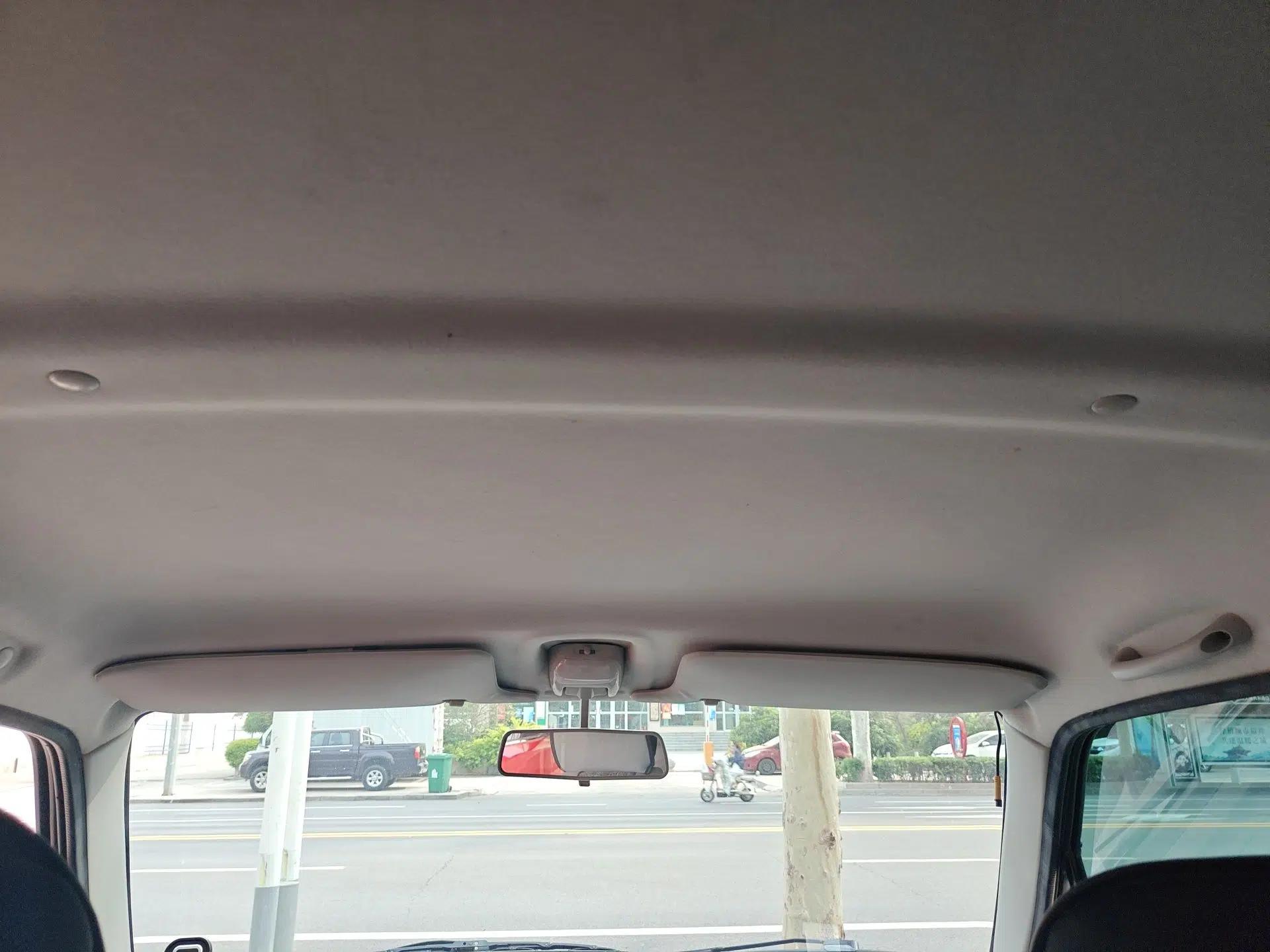 Suzuki Wagon R X5 2013 Luxury Edition 1.4L Standard Model — миниатюра 19