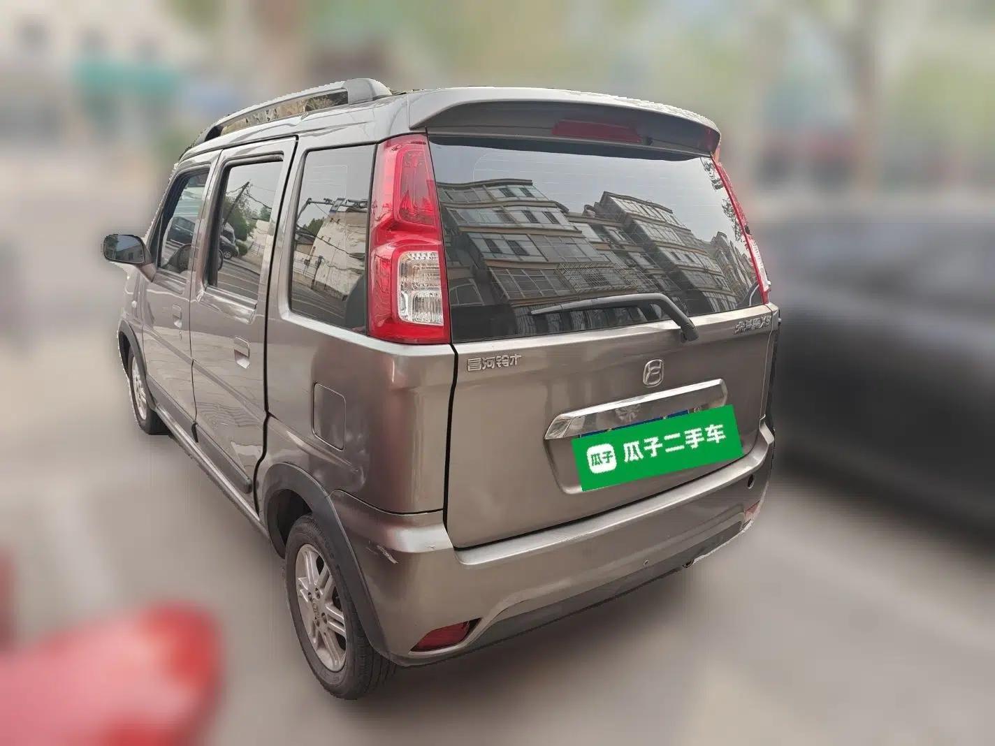 Suzuki Wagon R X5 2013 Luxury Edition 1.4L Standard Model — миниатюра 4
