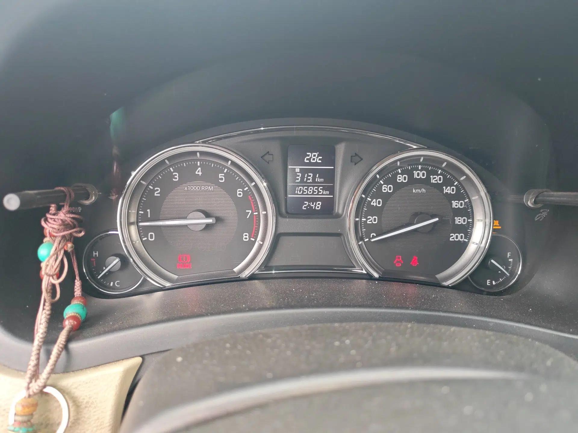 Suzuki Alivio 2015 1.6L Manual Comfort Model — миниатюра 12