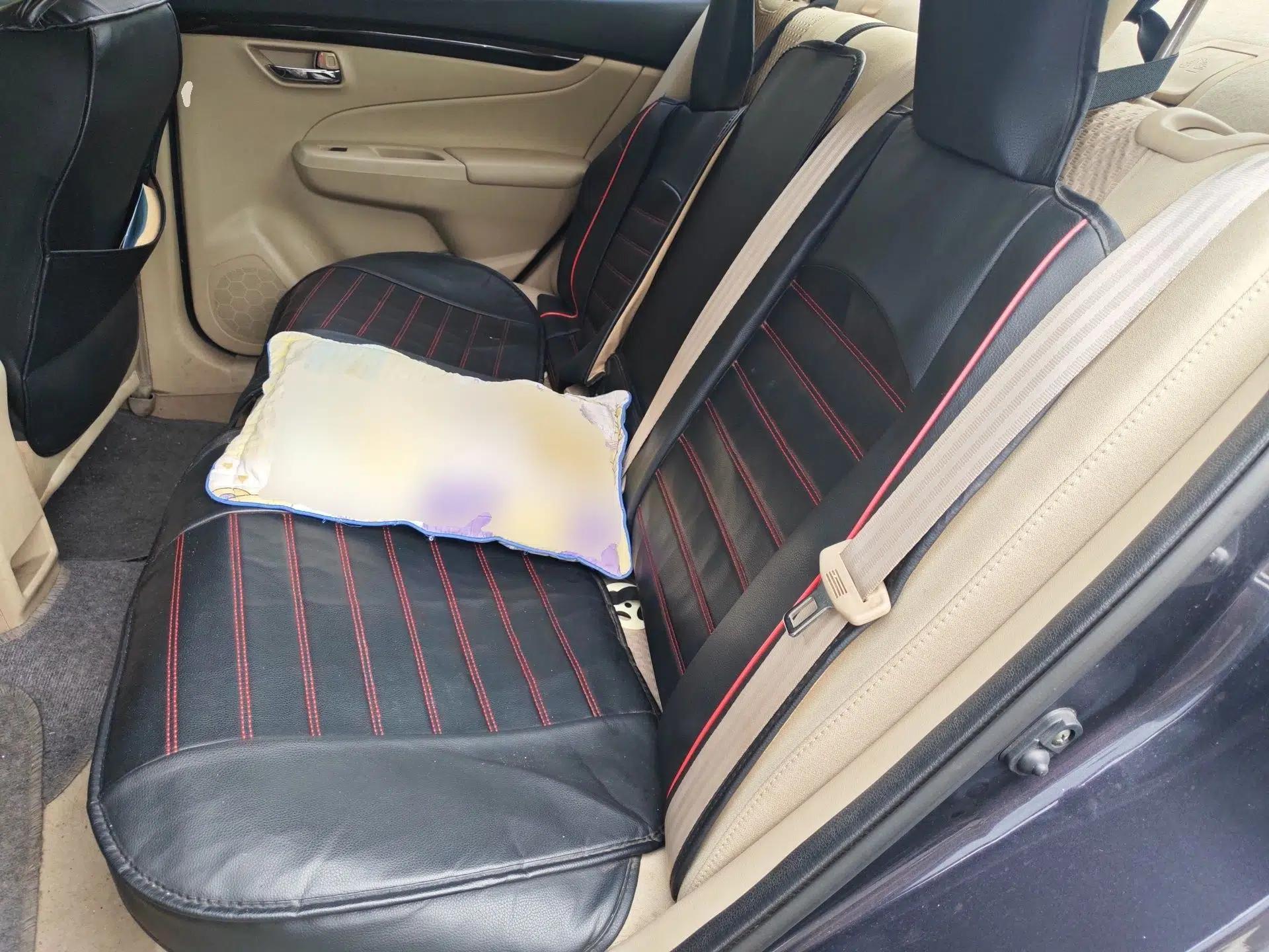 Suzuki Alivio 2015 1.6L Manual Comfort Model — миниатюра 18