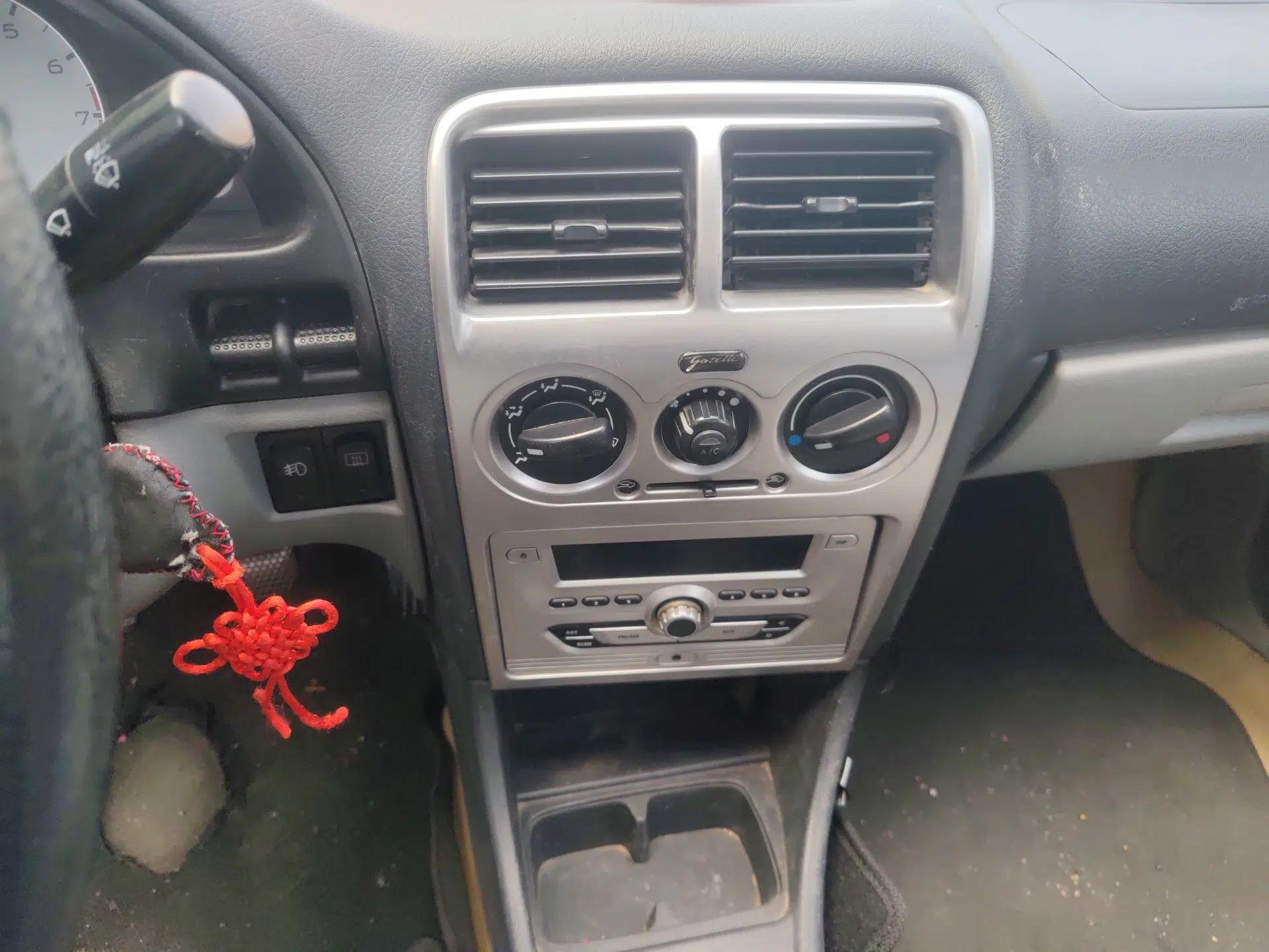 Suzuki Lingyang 2012 1.3L Comfort Version — миниатюра 14
