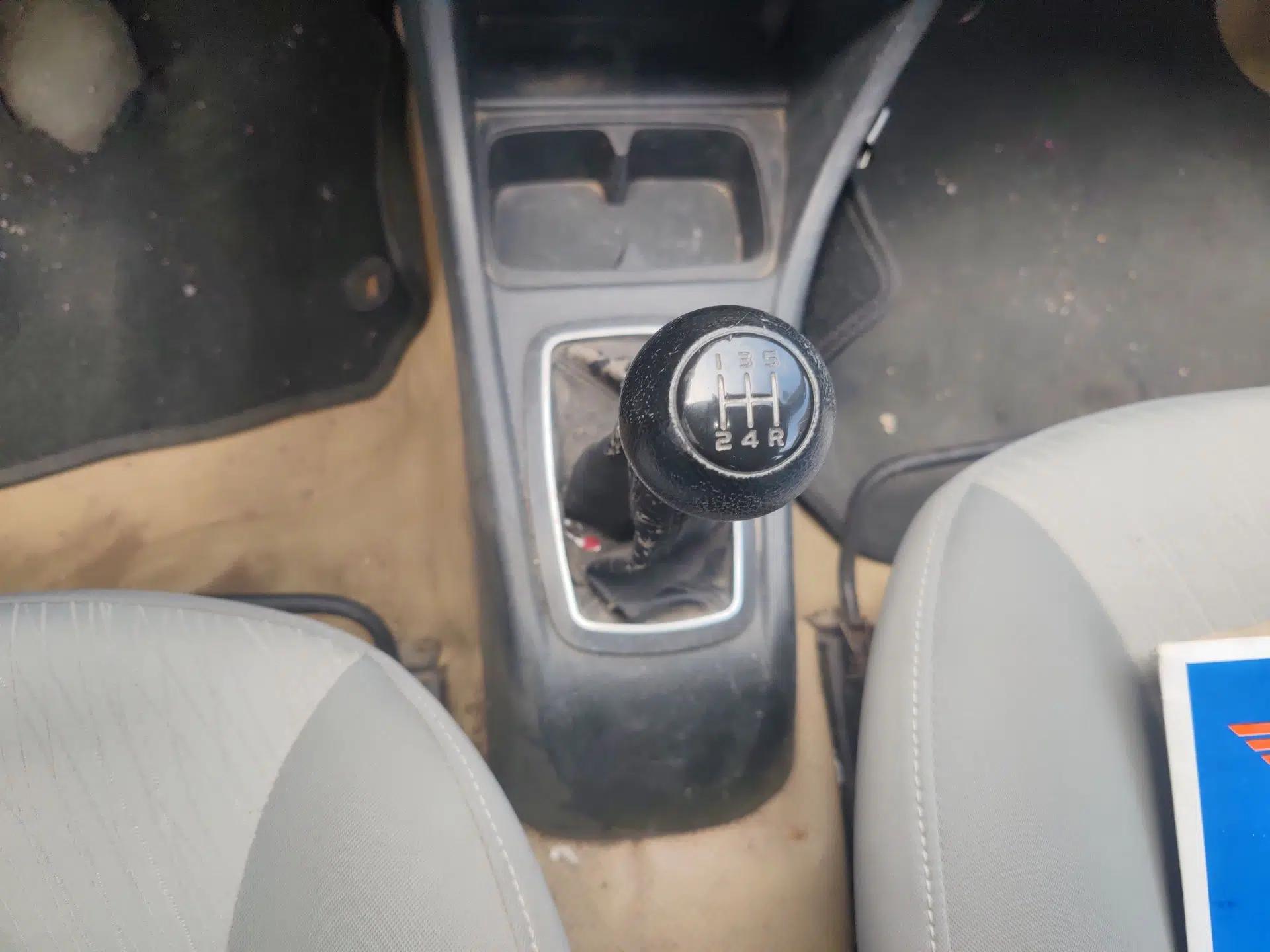 Suzuki Lingyang 2012 1.3L Comfort Version — миниатюра 15