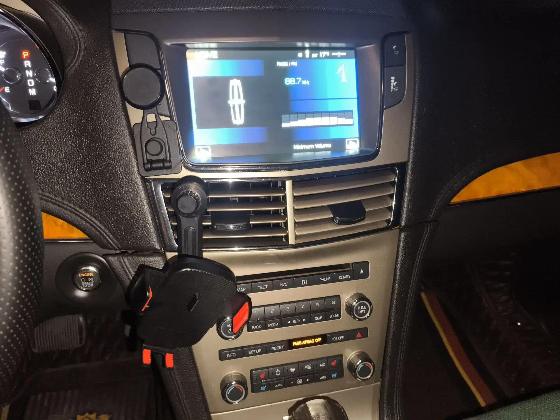 Lincoln MKT 2010 3.5T EcoBoost AWD — миниатюра 14