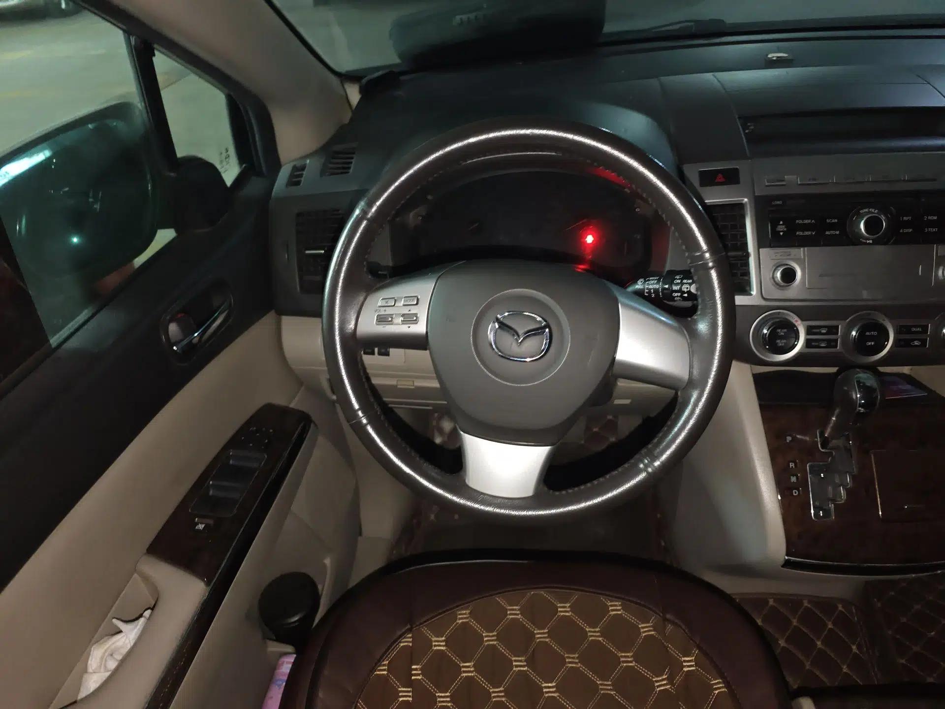 Mazda 8 2011 2.3L Deluxe Edition — миниатюра 11