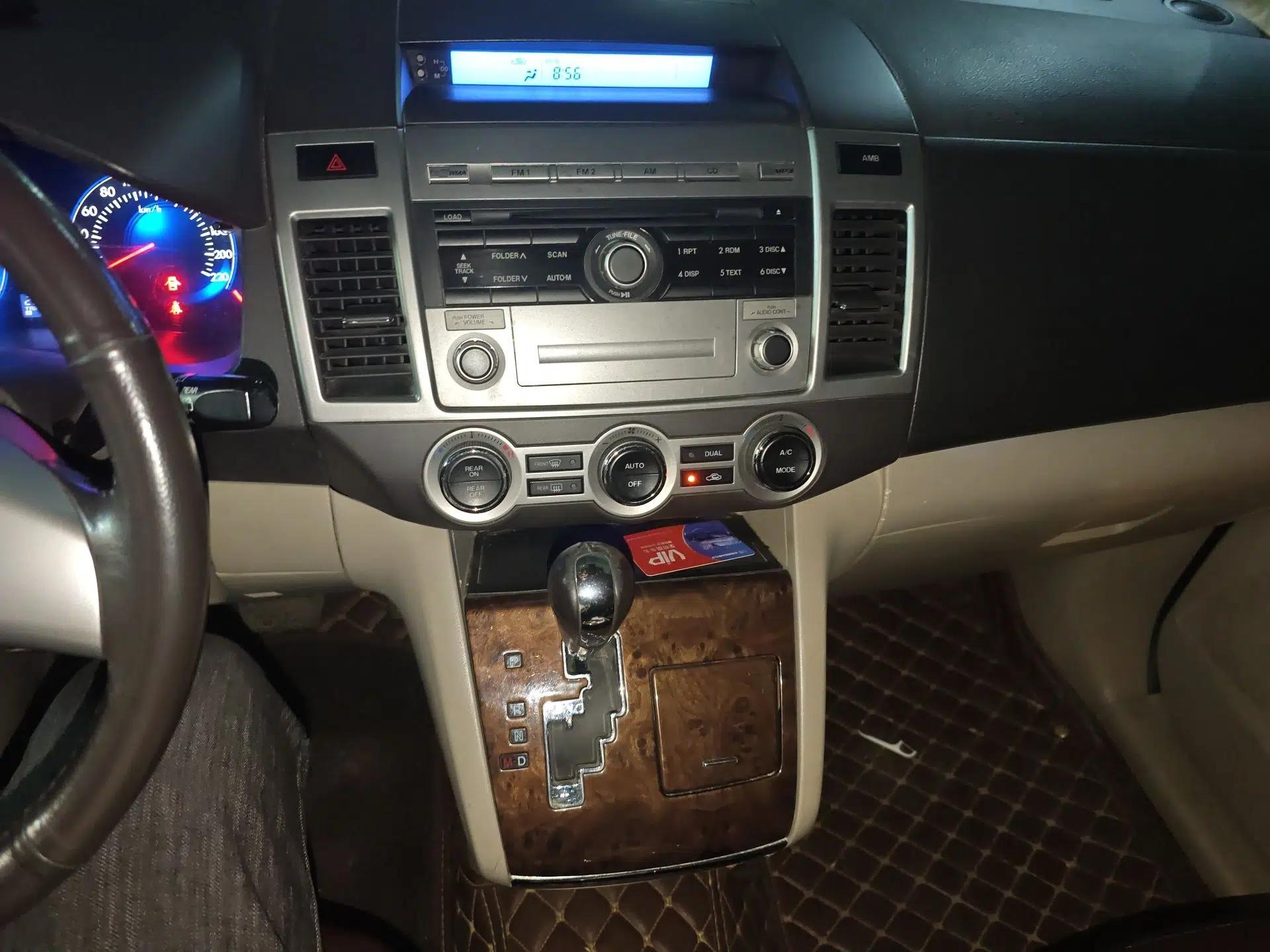 Mazda 8 2011 2.3L Deluxe Edition — миниатюра 14