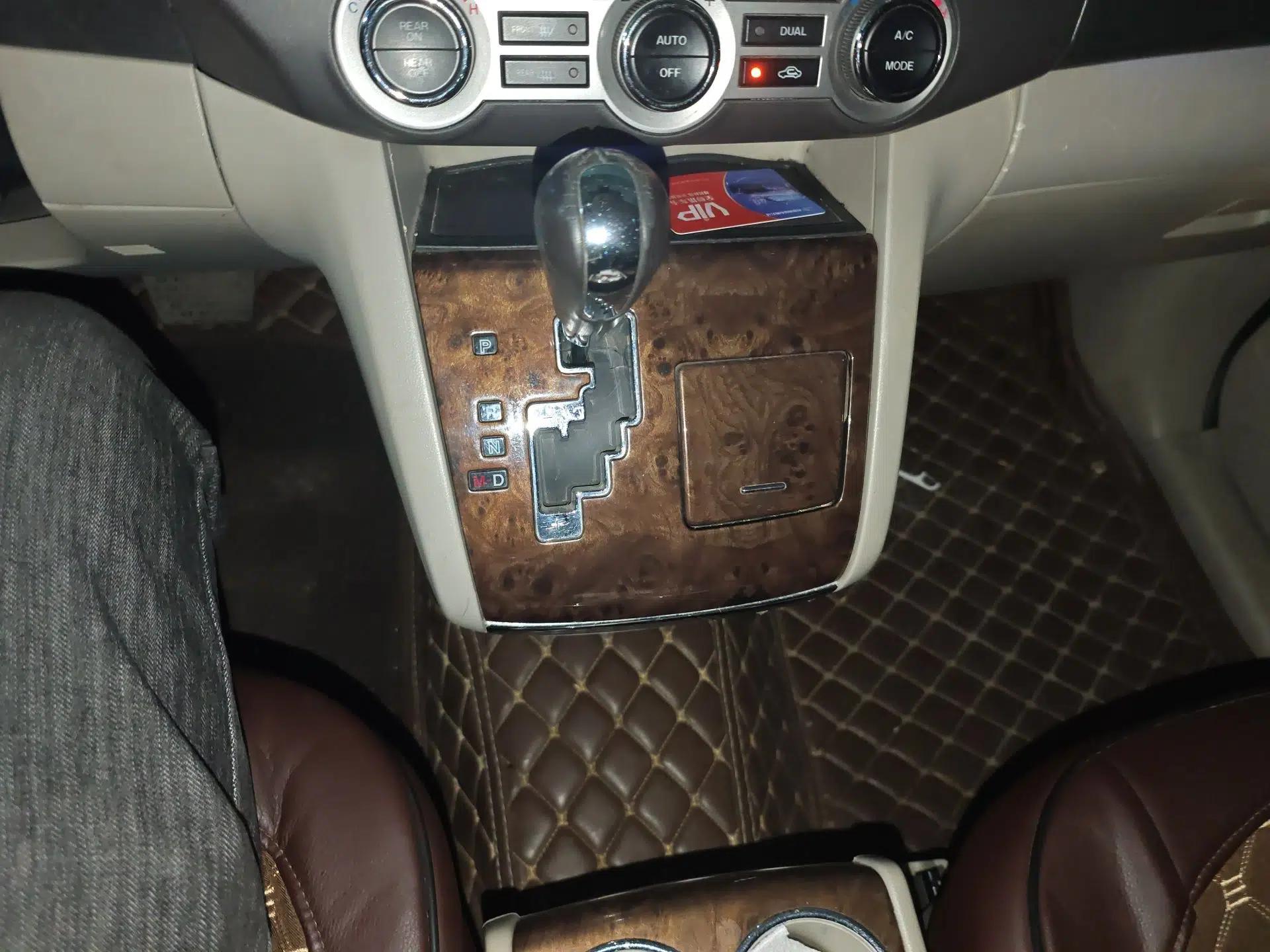 Mazda 8 2011 2.3L Deluxe Edition — миниатюра 15