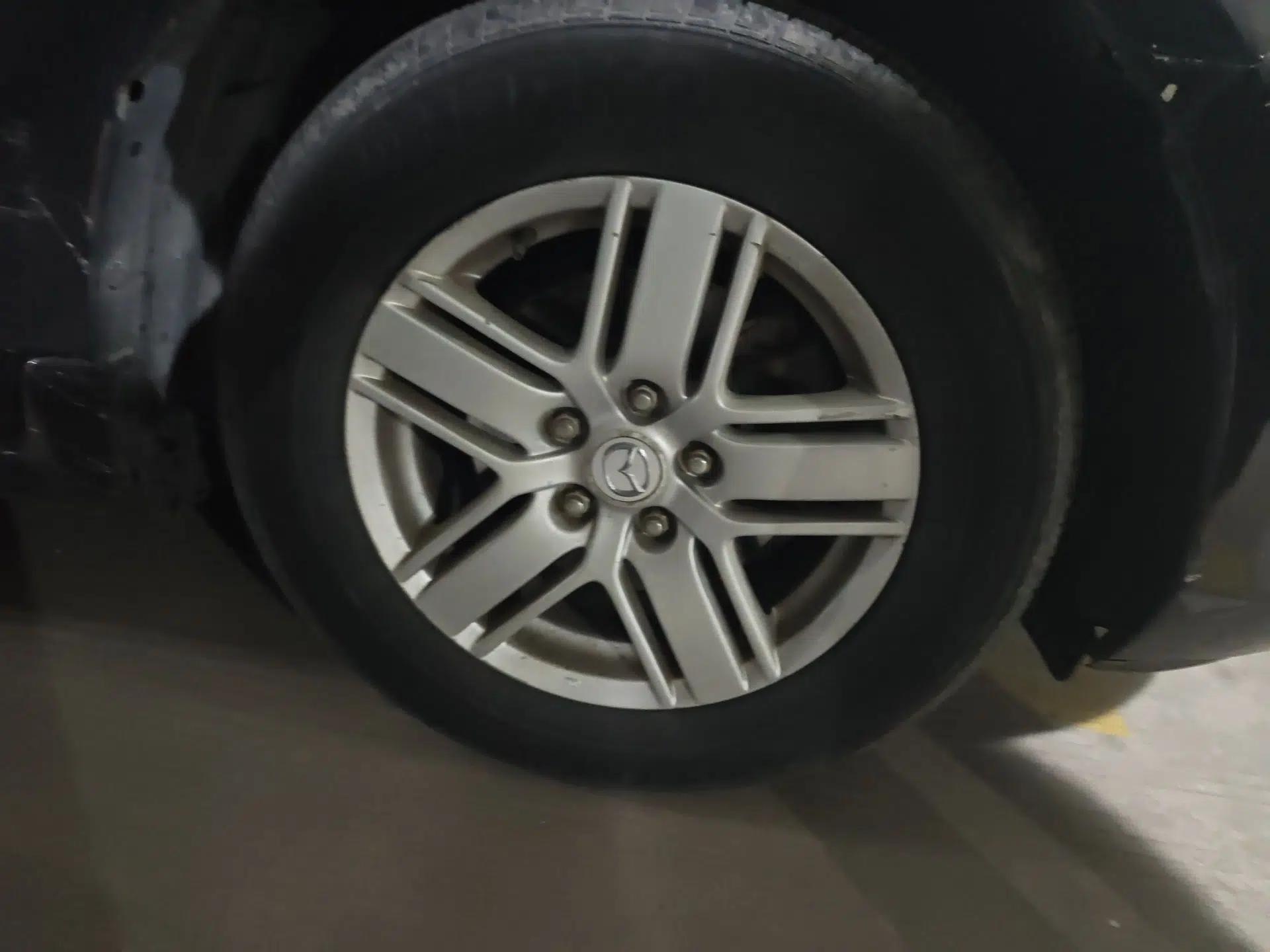 Mazda 8 2011 2.3L Deluxe Edition — миниатюра 8
