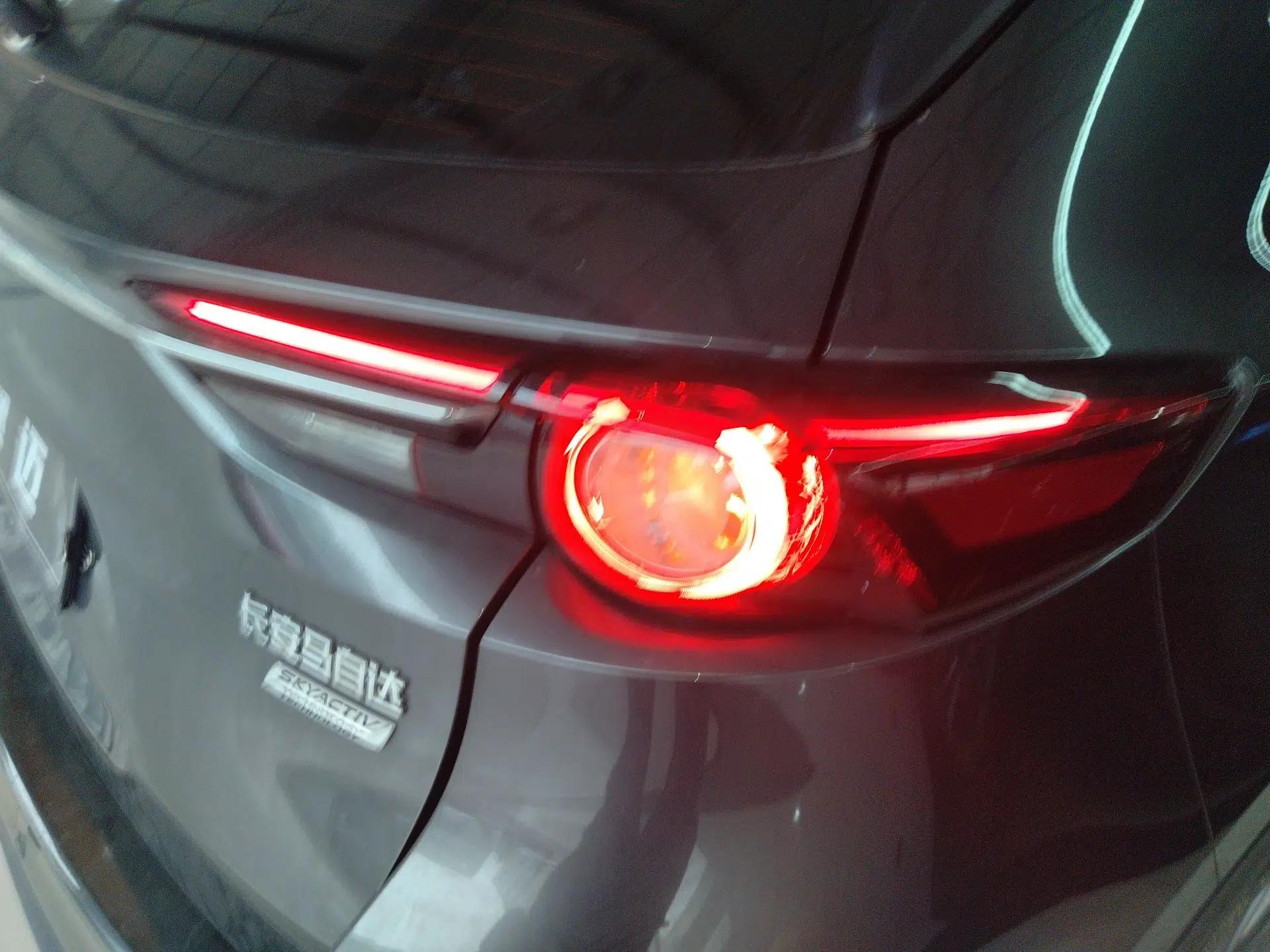 Mazda CX-8 2019 2.5L Two-Wheel Drive Luxury Version — миниатюра 7