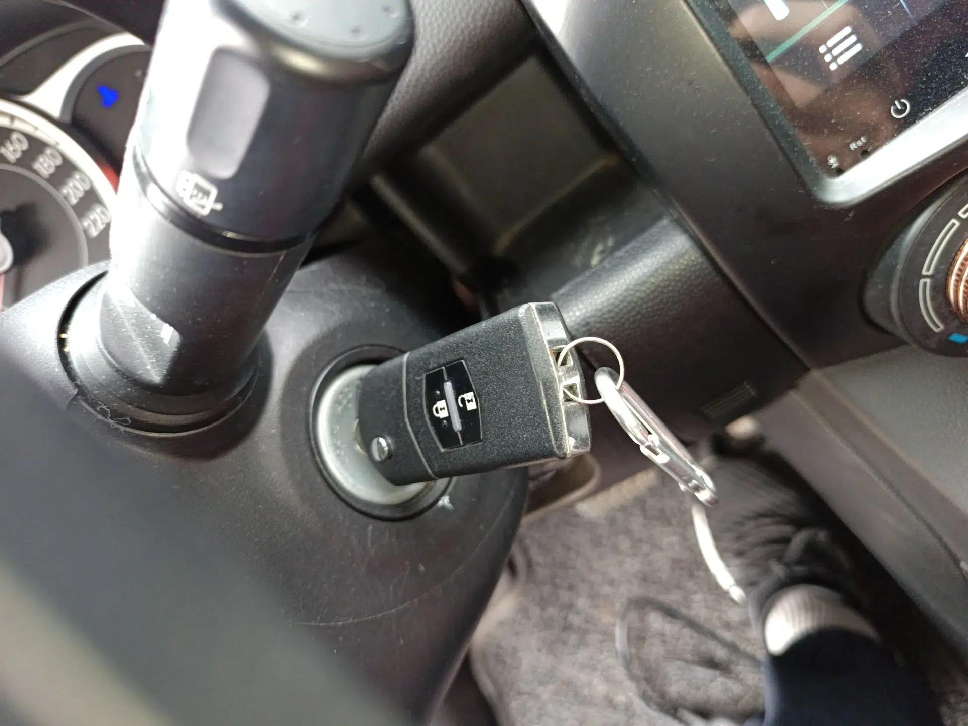 Mazda 2 2012 Hatchback Xuan Dong 1.5L Automatic Value Edition — миниатюра 12
