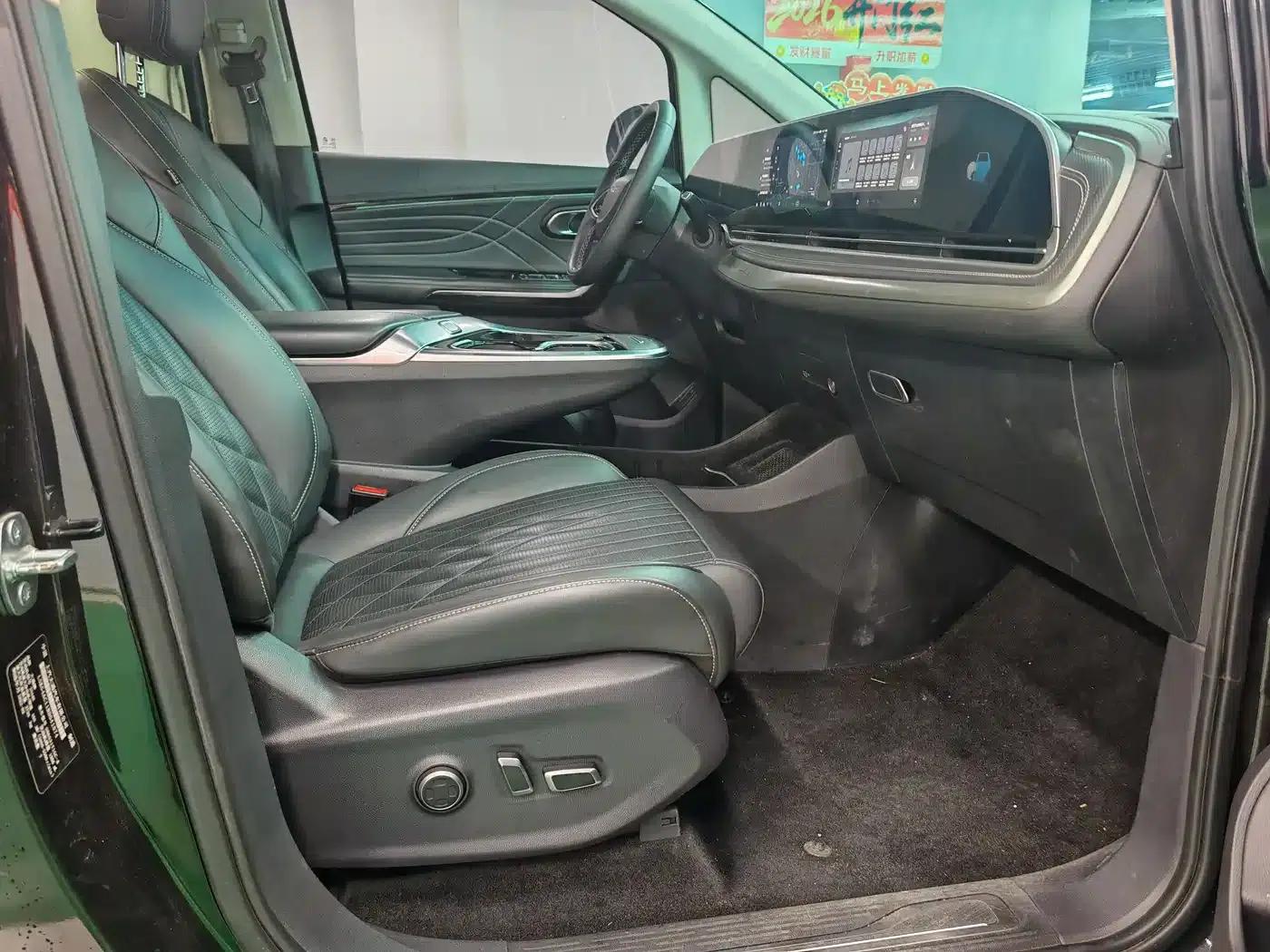 Maxus G90 2022 2.0T Nebula 7-seater Edition — миниатюра 14
