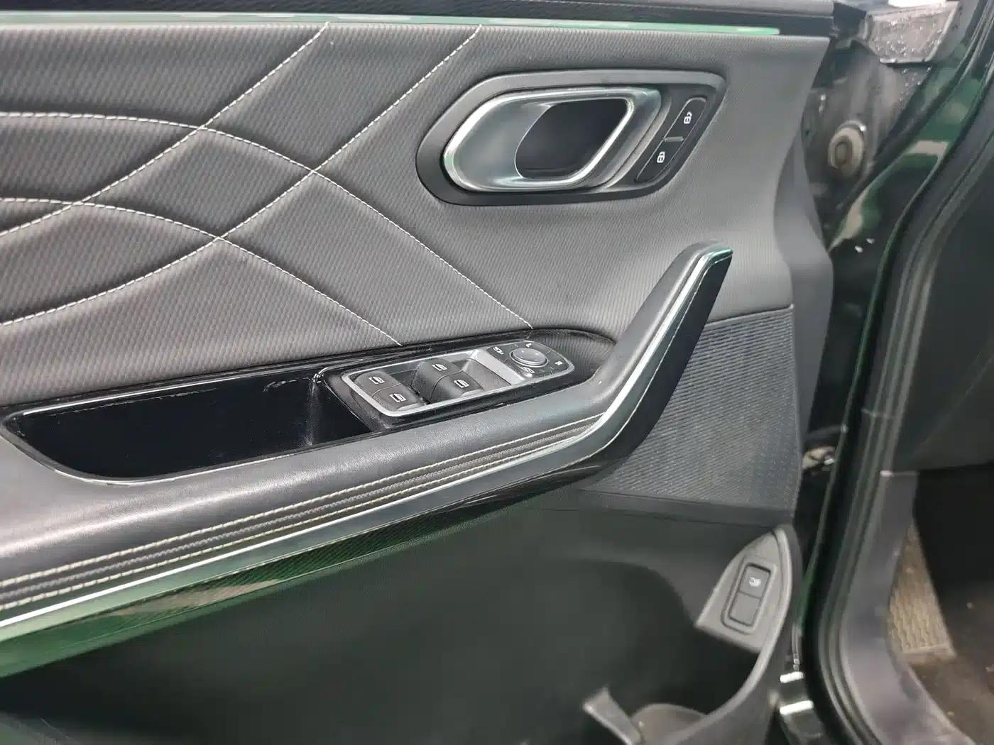 Maxus G90 2022 2.0T Nebula 7-seater Edition — миниатюра 8