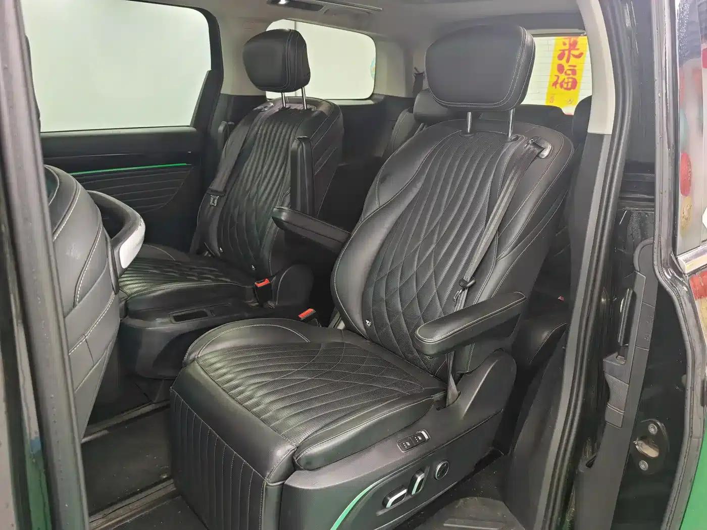 Maxus G90 2022 2.0T Nebula 7-seater Edition — миниатюра 9