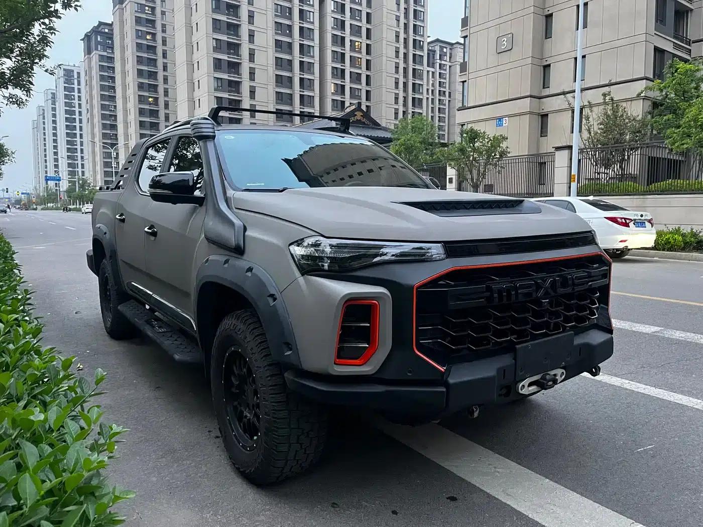Maxus T90 2022 2.0T Diesel Automatic 4WD SAIC New Zealand Demon King Standard Box — миниатюра 2