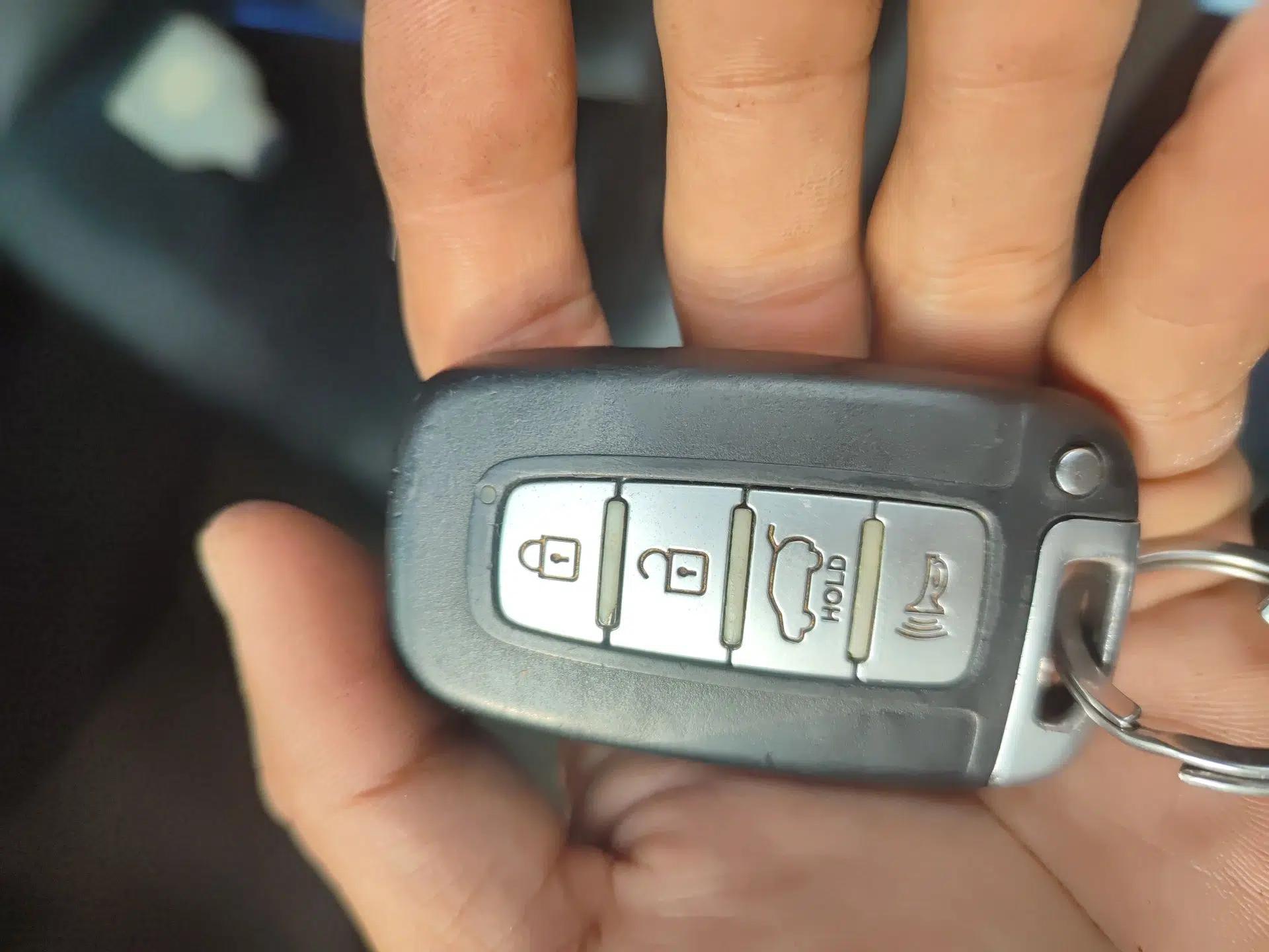 Kia Borrego 2008 3.8L Luxury Edition China IV — миниатюра 9