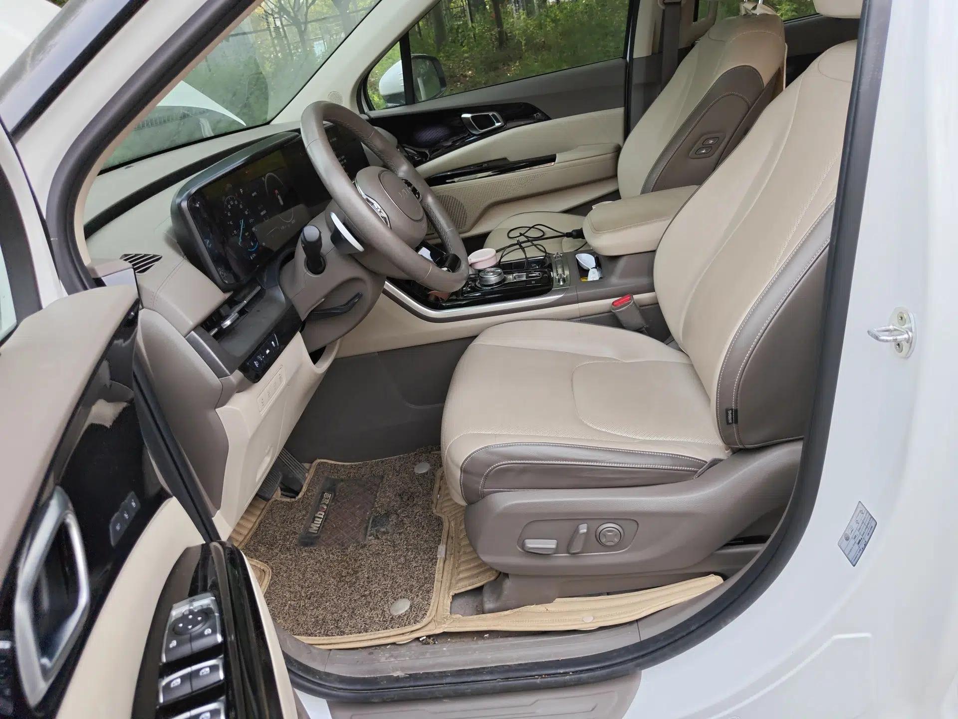 Kia Carnival 2021 2.0T Flagship Edition — миниатюра 16