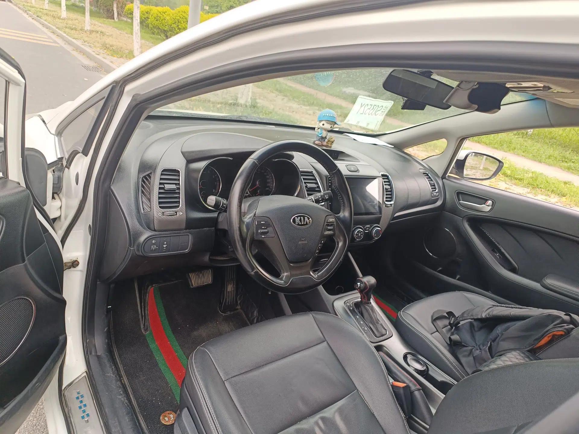 Kia K3S 2014 1.6L Automatic GLS — миниатюра 13