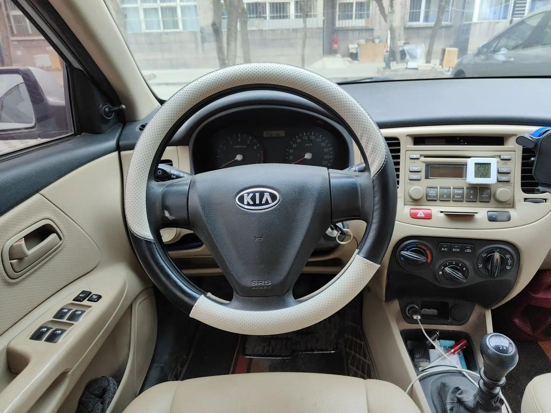 Kia Rio 2007 1.4L MT GL — миниатюра 11