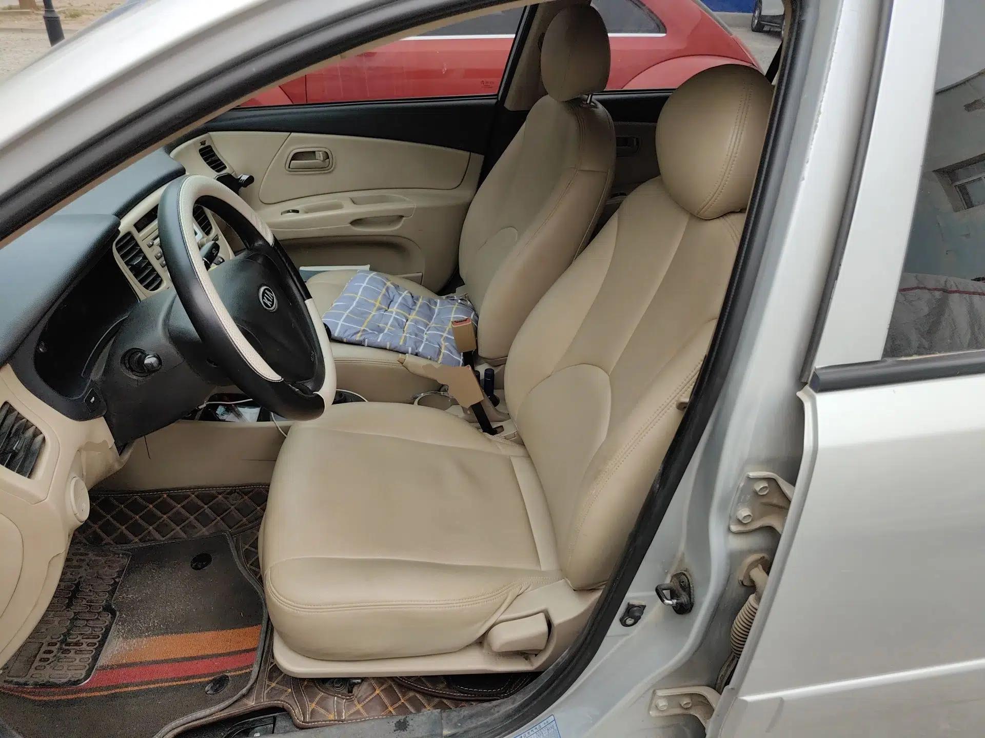 Kia Rio 2007 1.4L MT GL — миниатюра 16